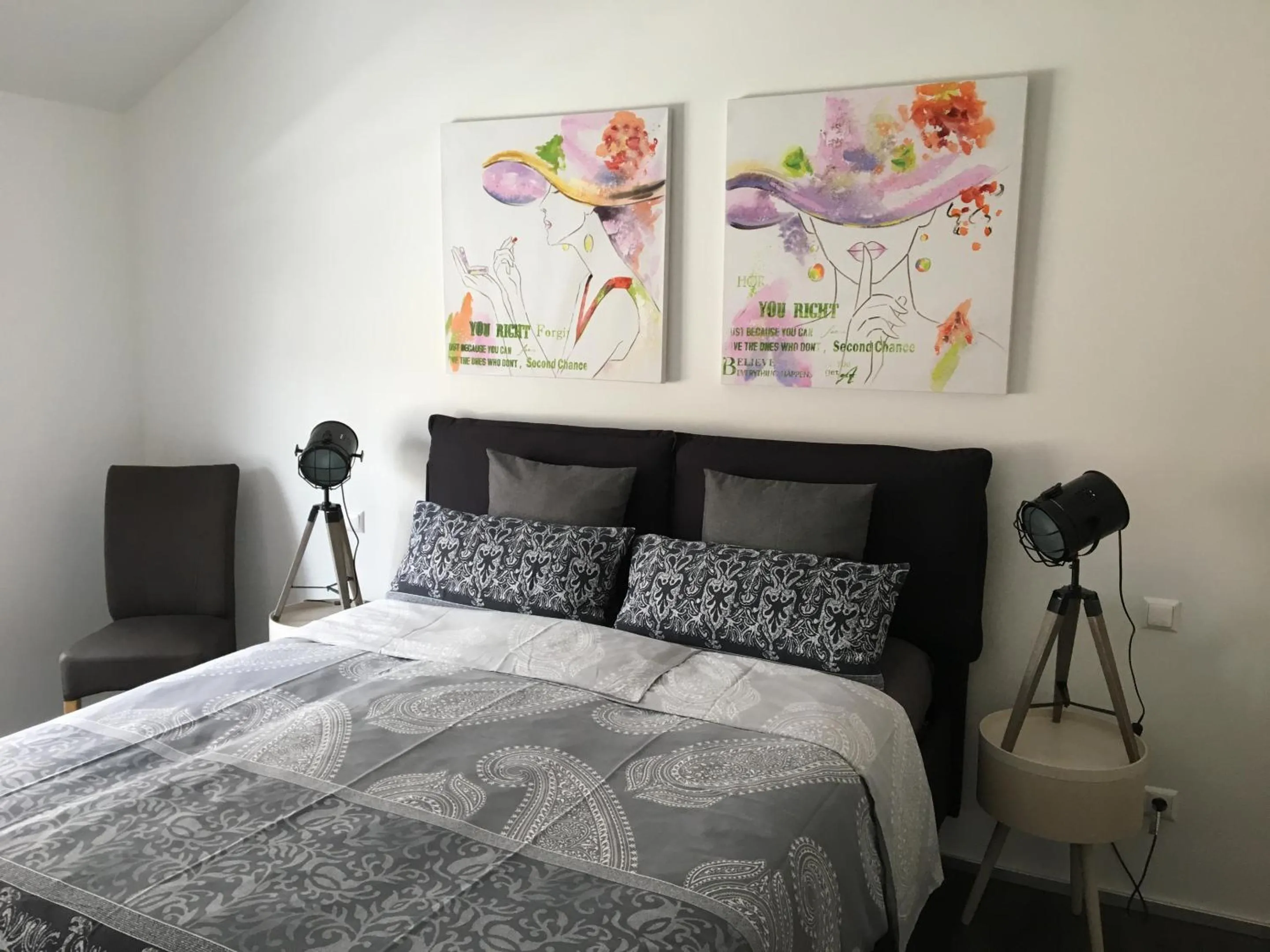 Other, Bed in Gutunterdachgebracht