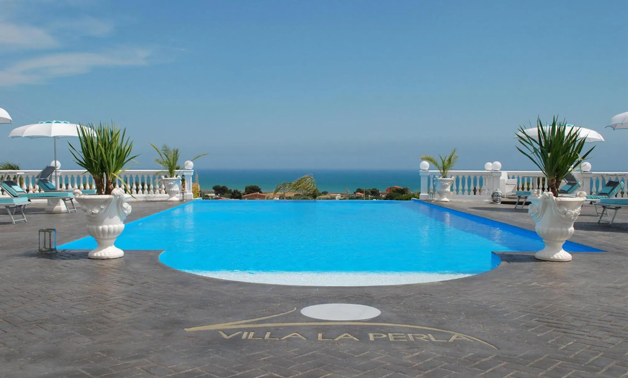 Pool view in Villa La Perla