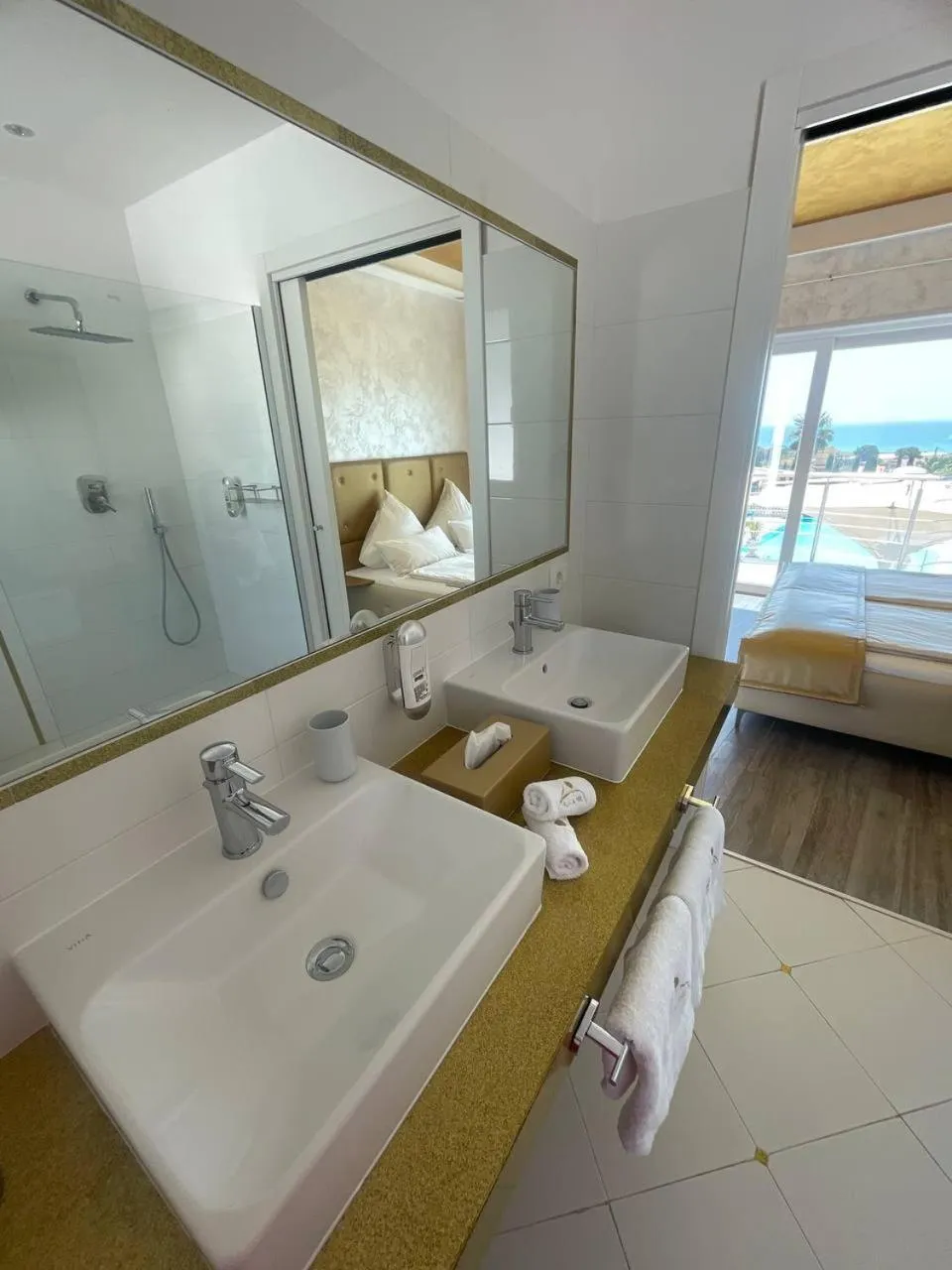 Bath in Villa La Perla