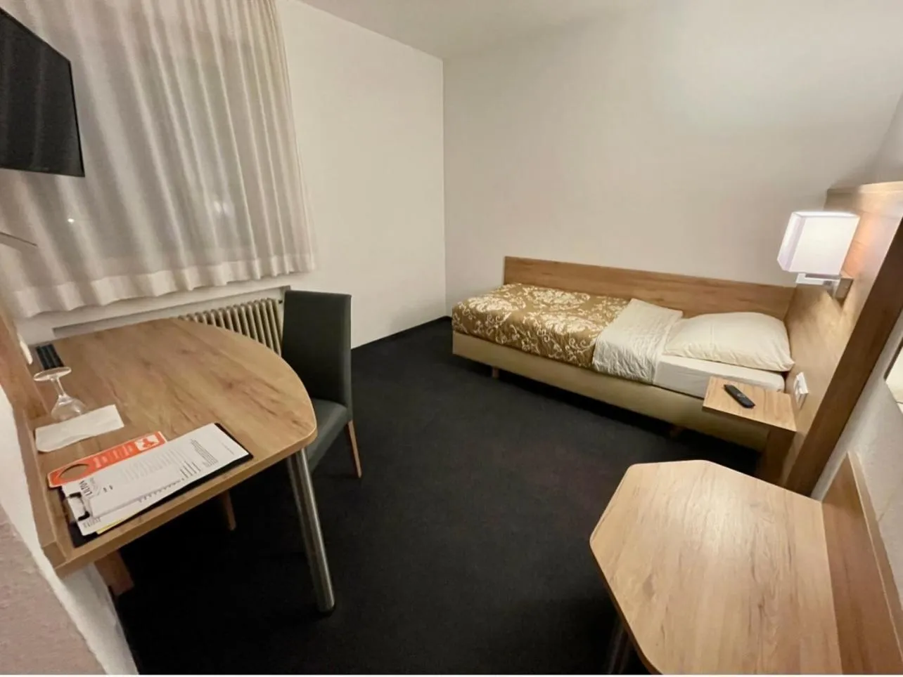 Photo of the whole room in LILTON Hotel Stuttgart-Zuffenhausen