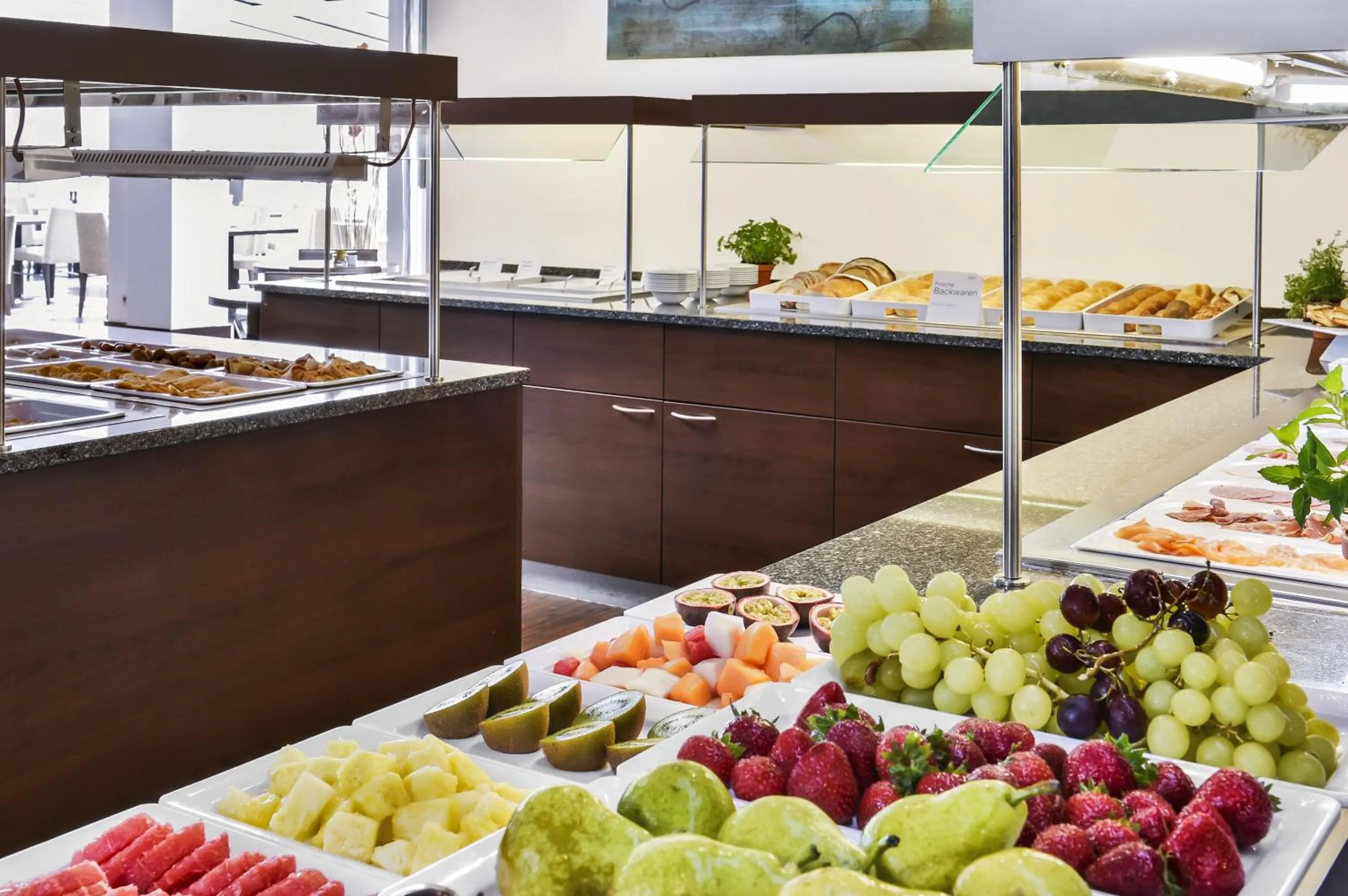 Buffet breakfast in Taste Hotel Heidenheim