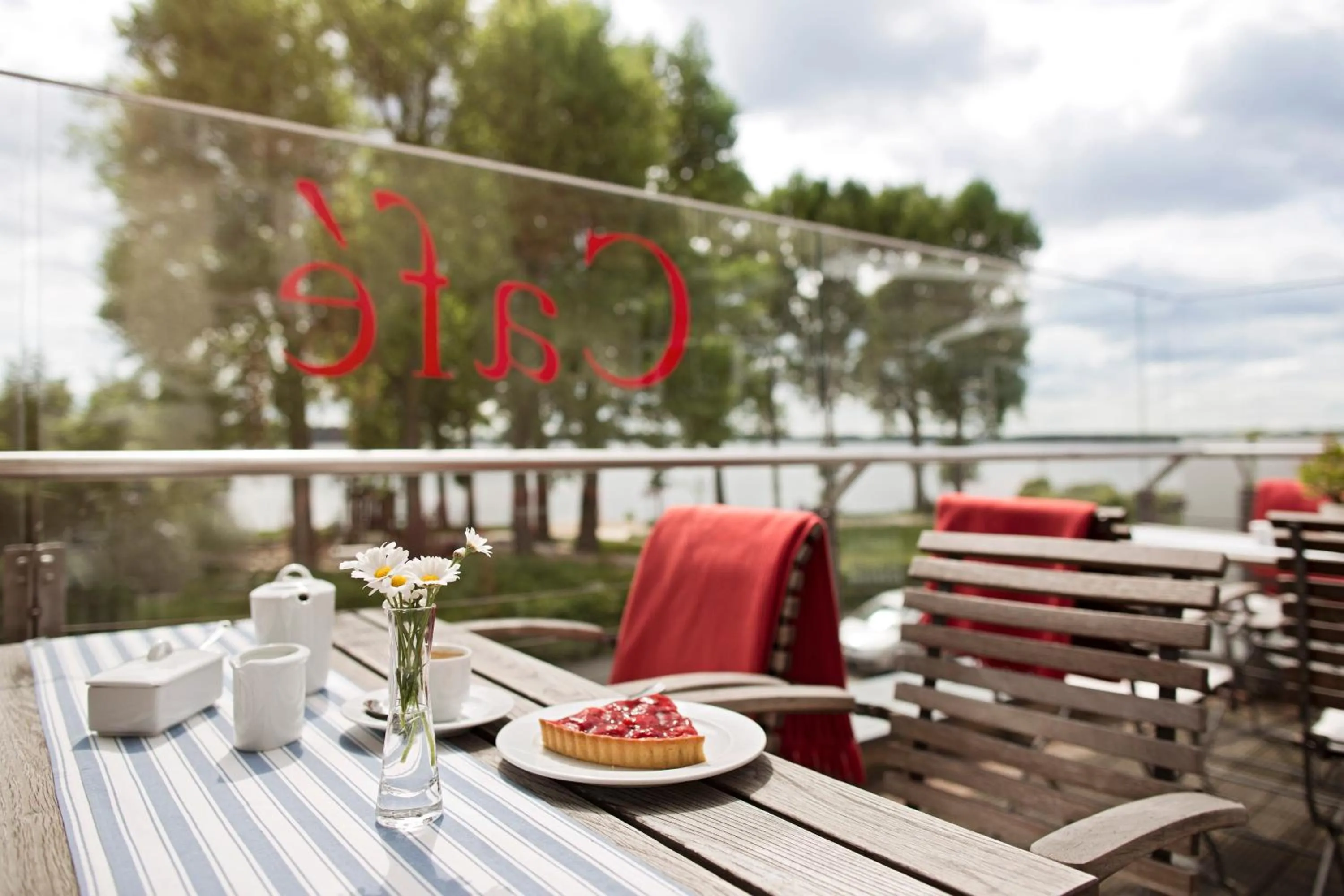 Restaurant/places to eat in Hotel Kleines Meer