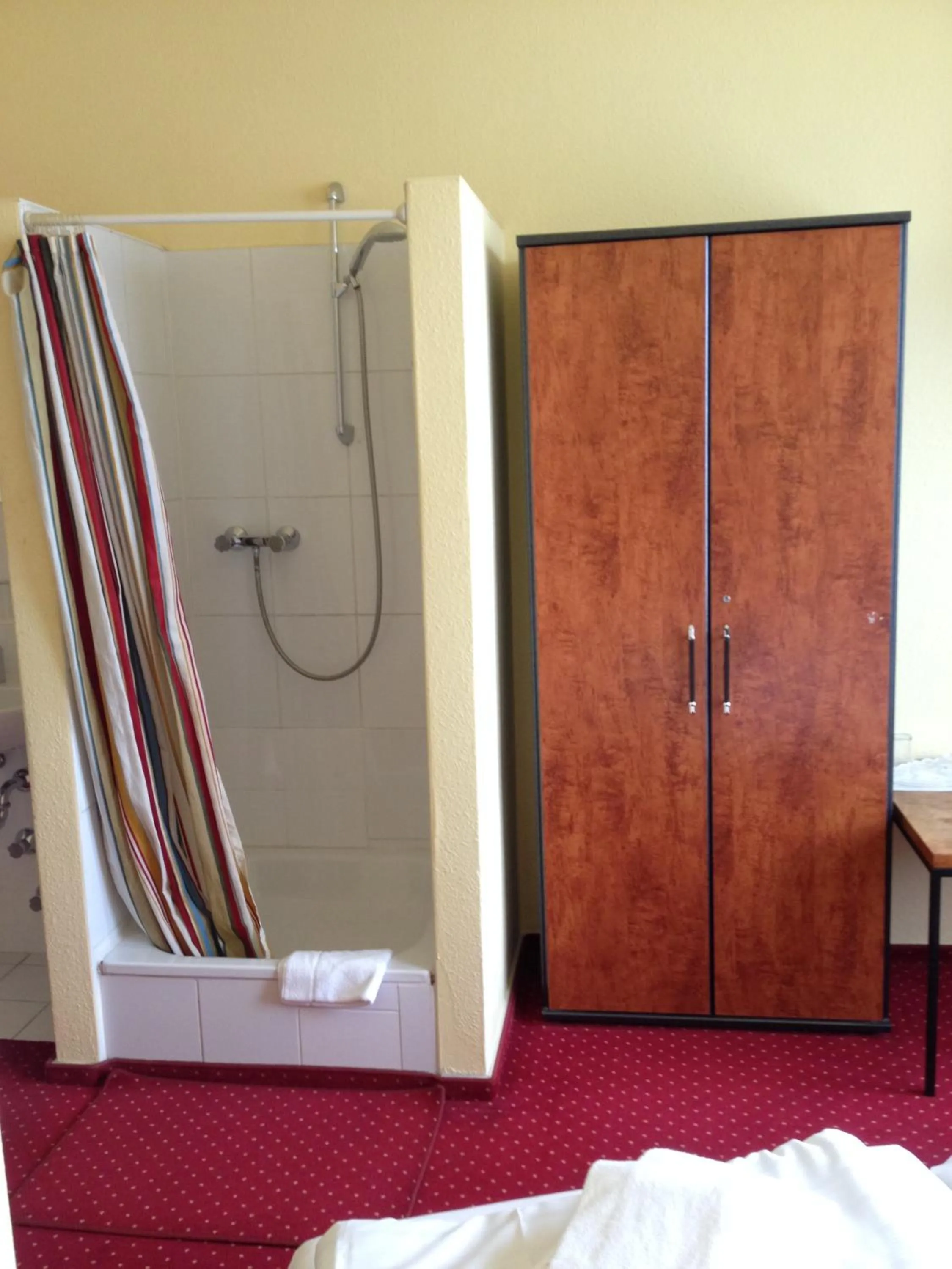 Bathroom in Domo Hotel Mondial