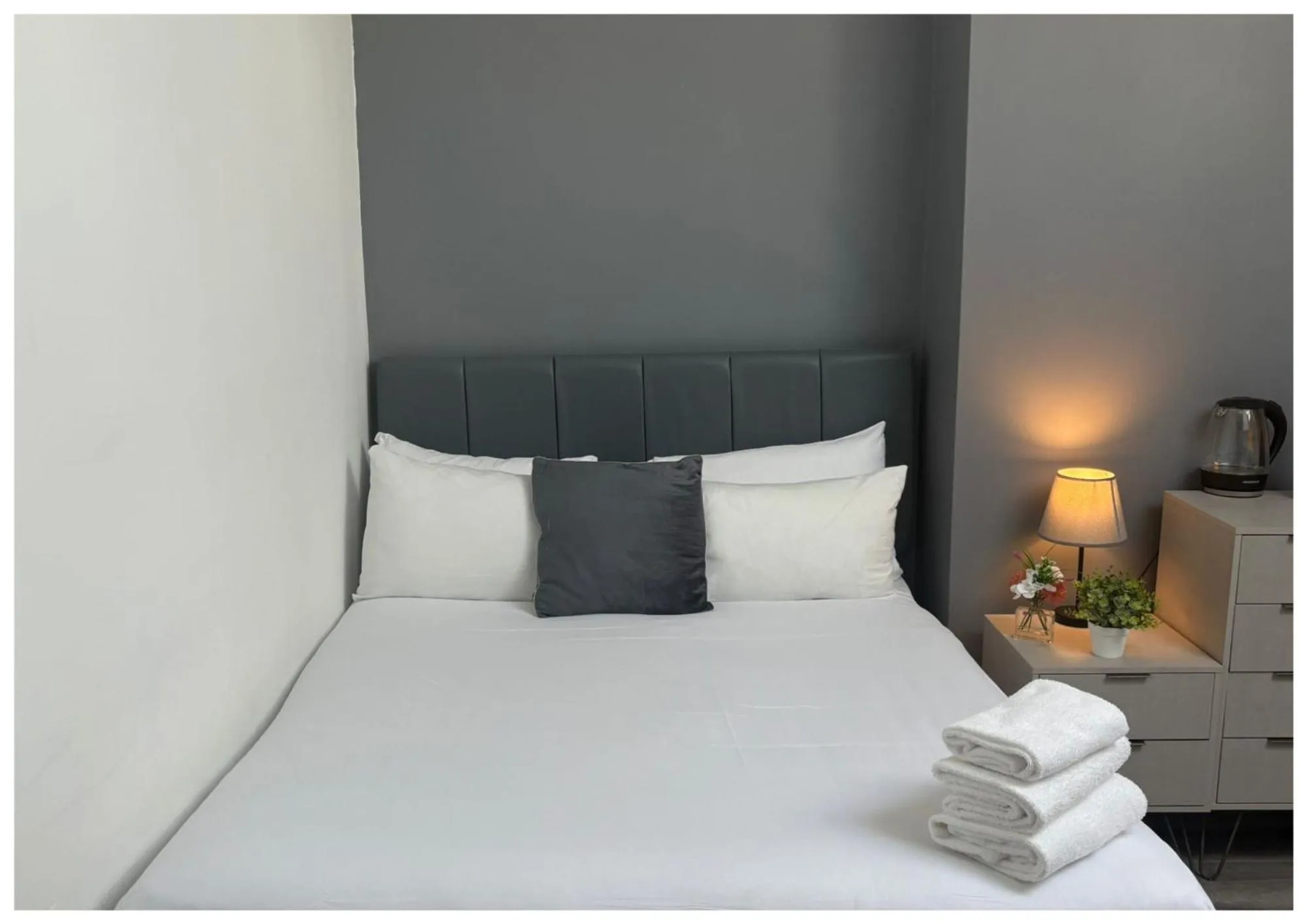 Bedroom, Bed in Hotel Anfield