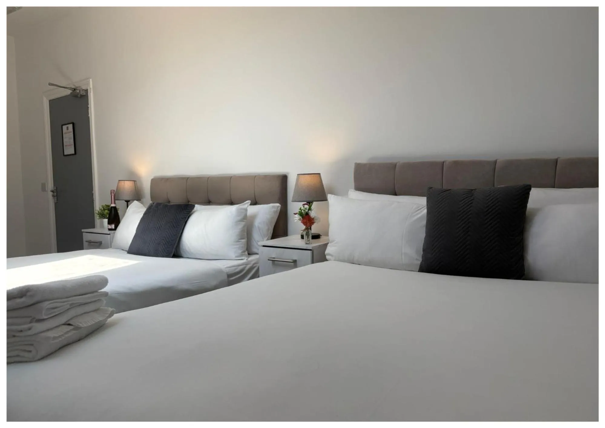 Bedroom, Bed in Hotel Anfield