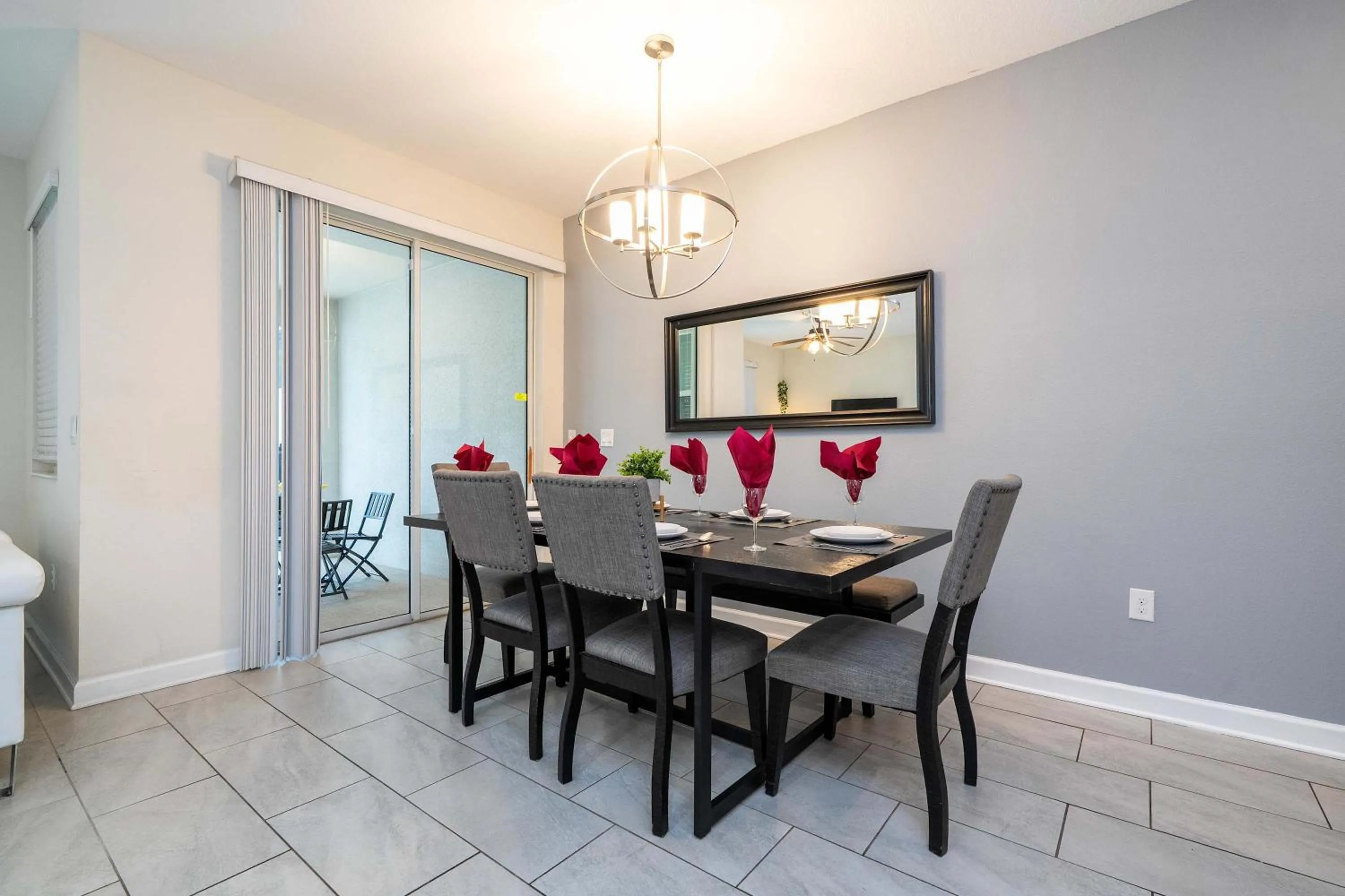 Gorgeous Four Bd w/ Pool close to Disney 5035