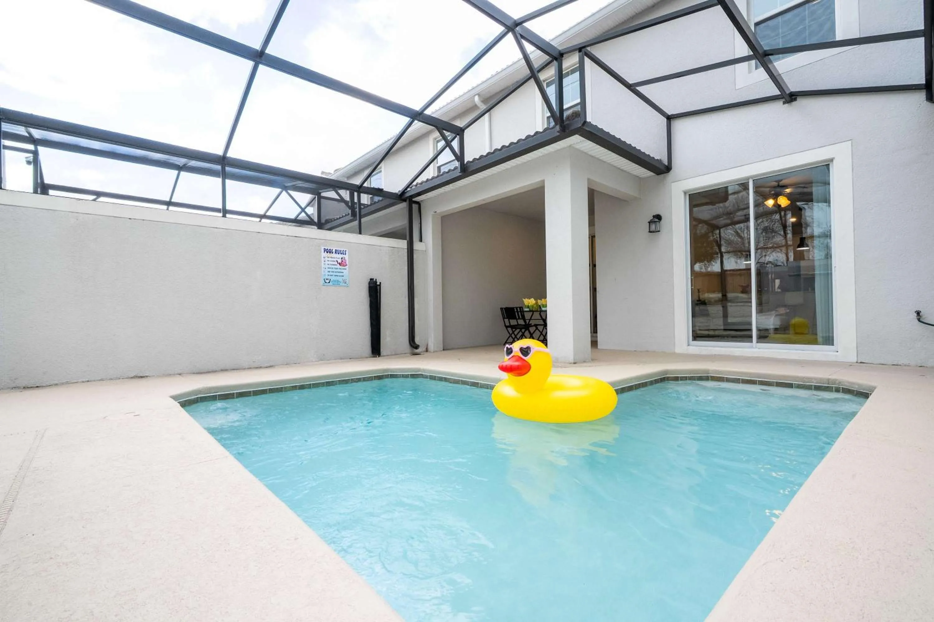 Gorgeous Four Bd w/ Pool close to Disney 5035