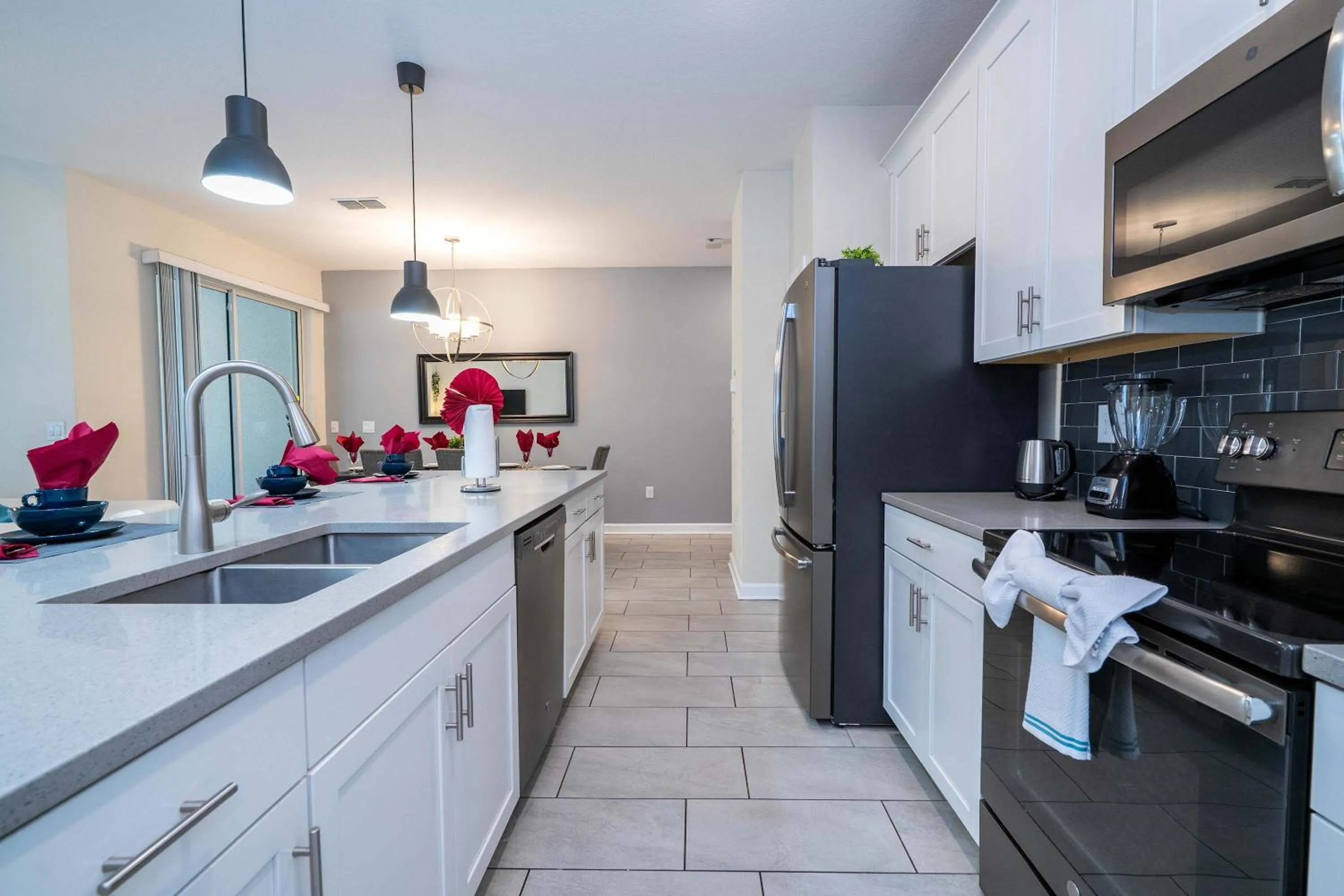 Gorgeous Four Bd w/ Pool close to Disney 5035