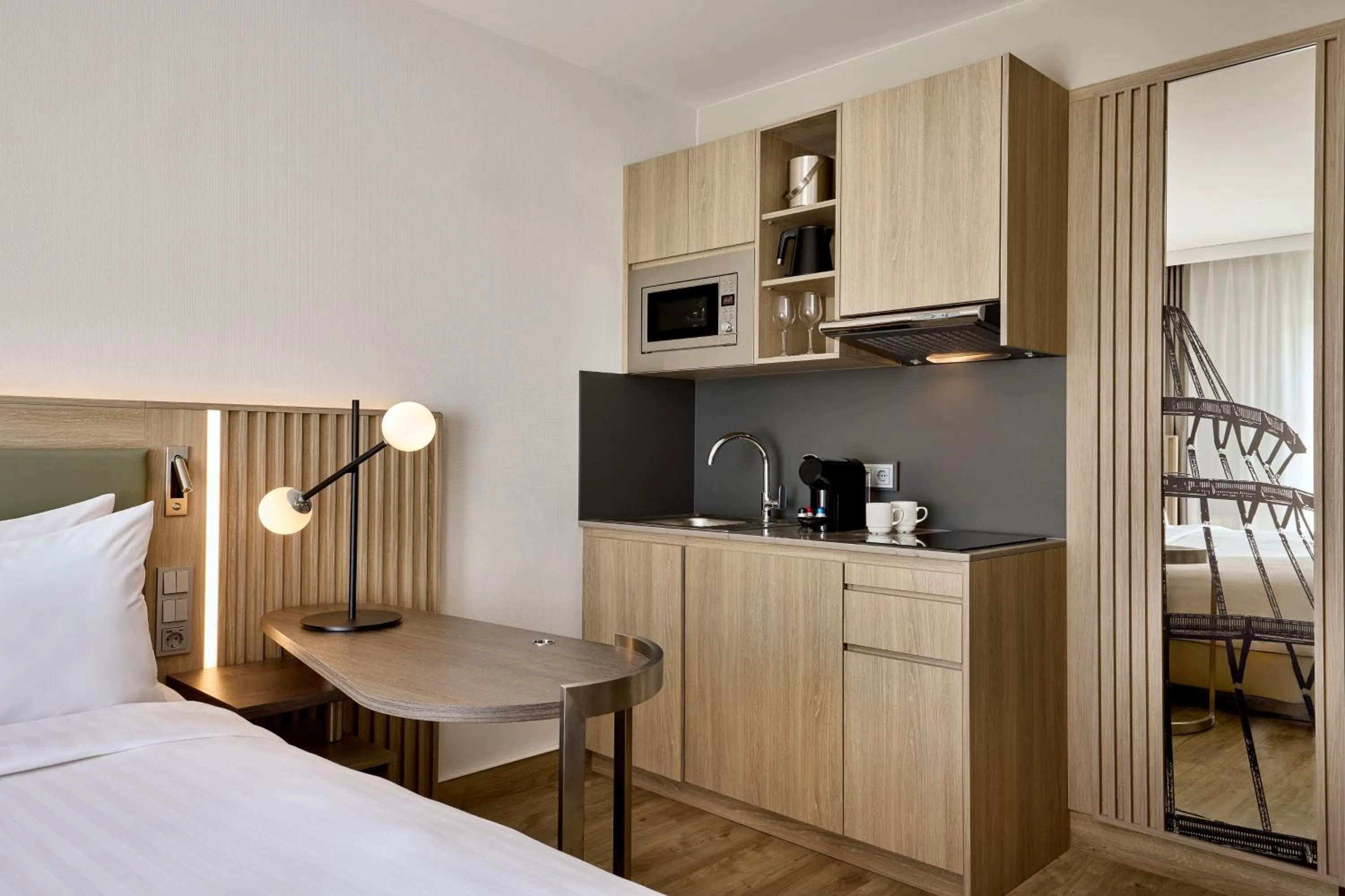 Photo of the whole room, Bed in Courtyard by Marriott Magdeburg