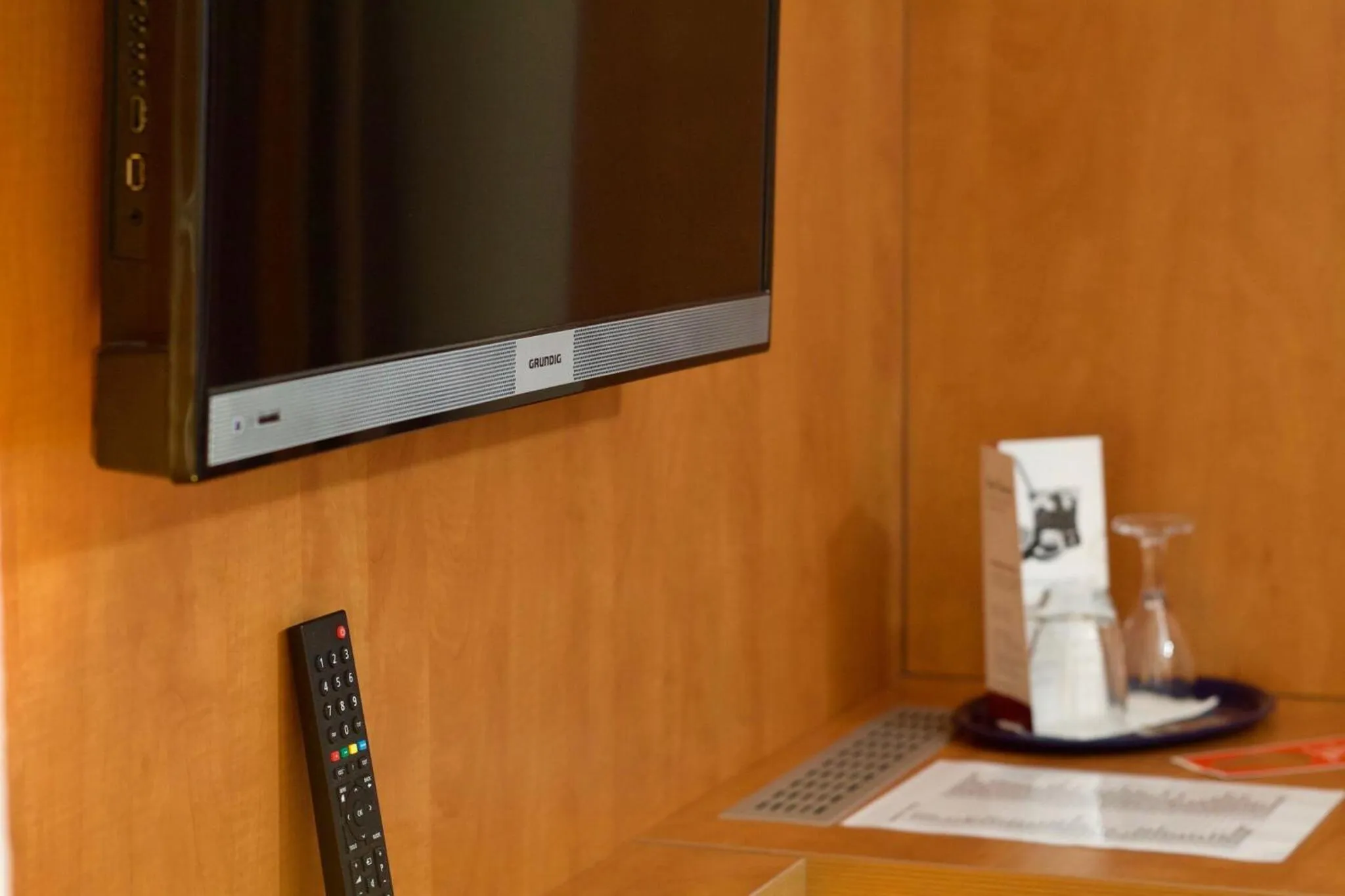 TV and multimedia in Hotel Niederrad