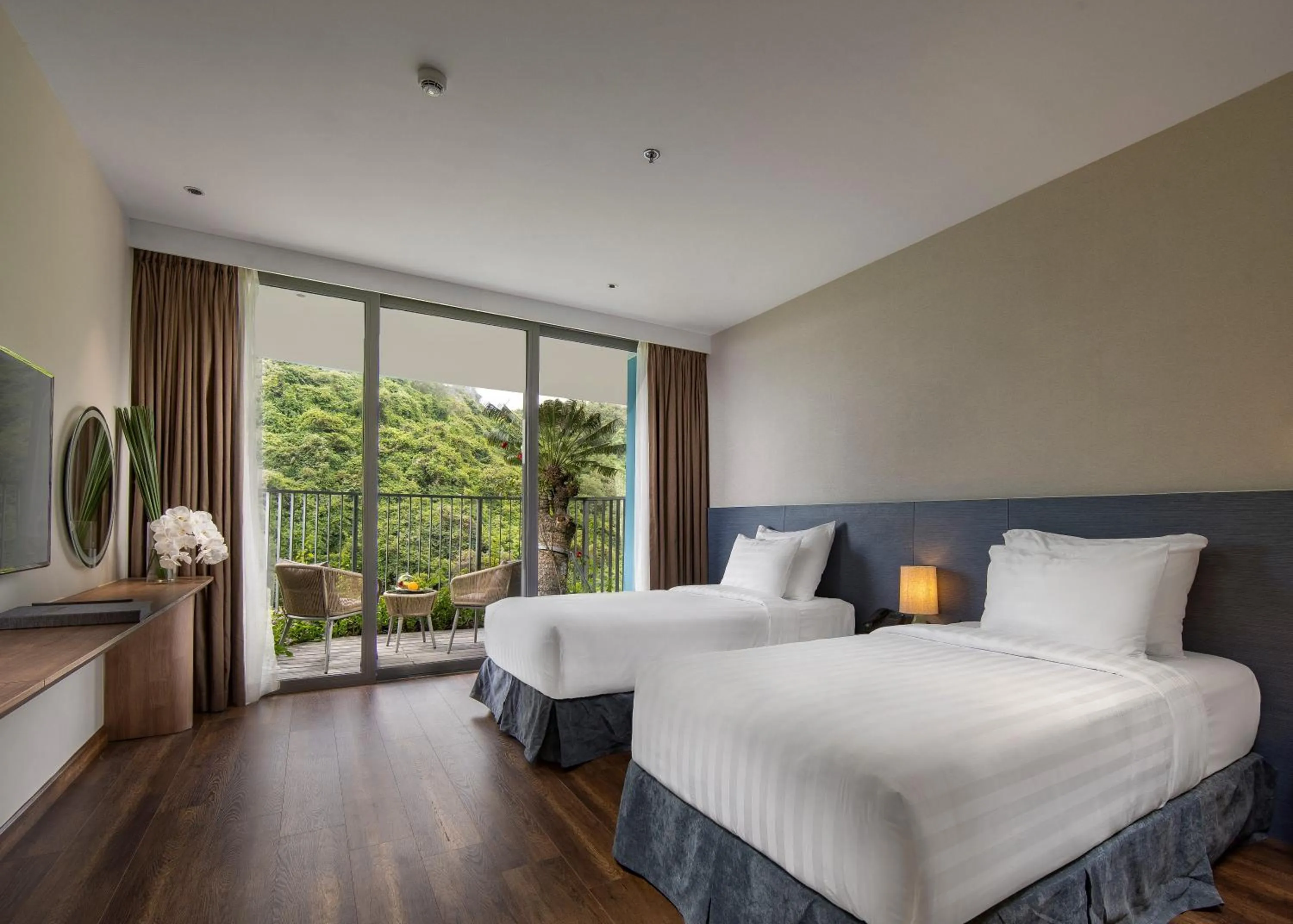 Bed in Flamingo Cát Bà Resort Managed by Flamingo Hotels & Resorts