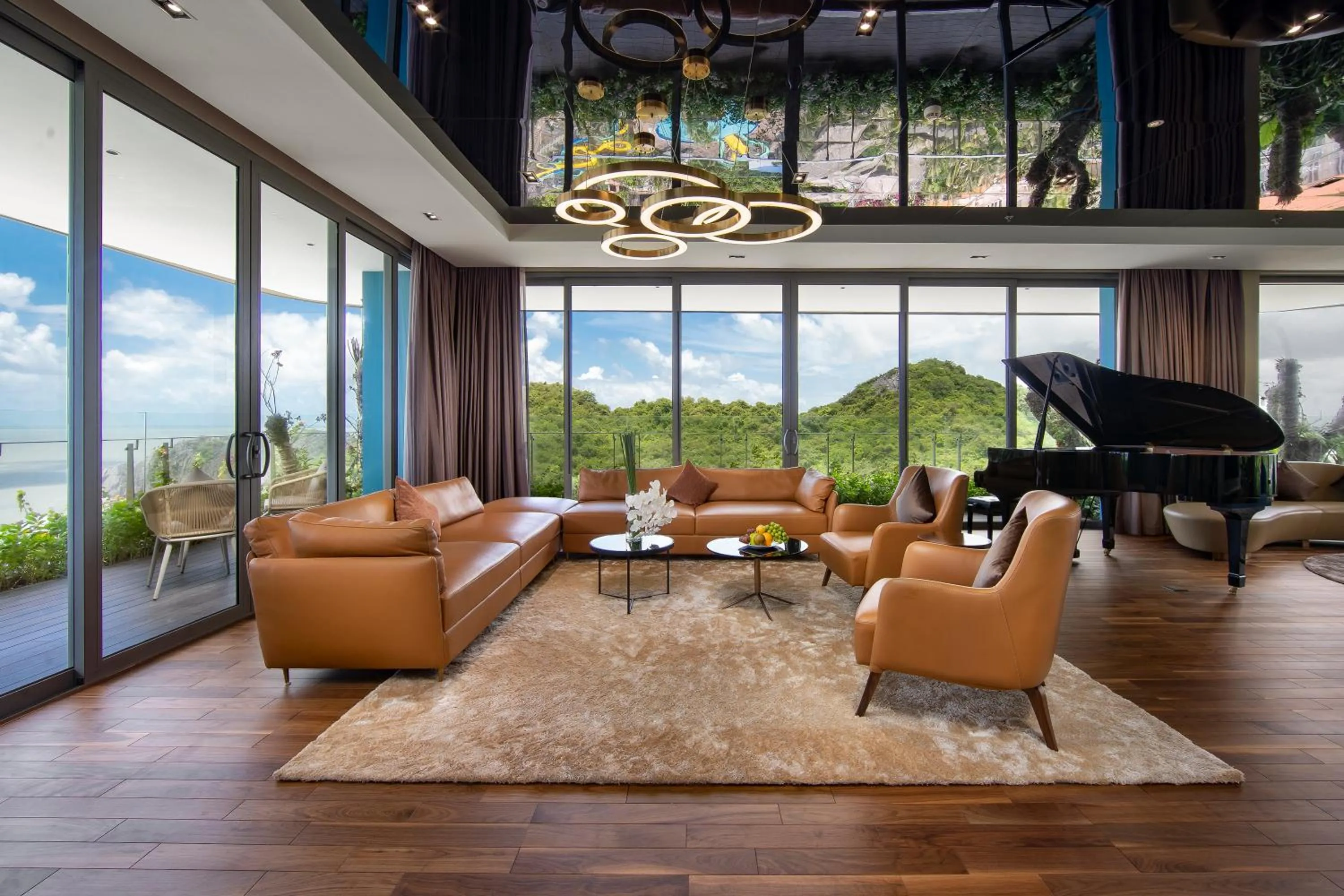 Living room in Flamingo Cát Bà Resort Managed by Flamingo Hotels & Resorts