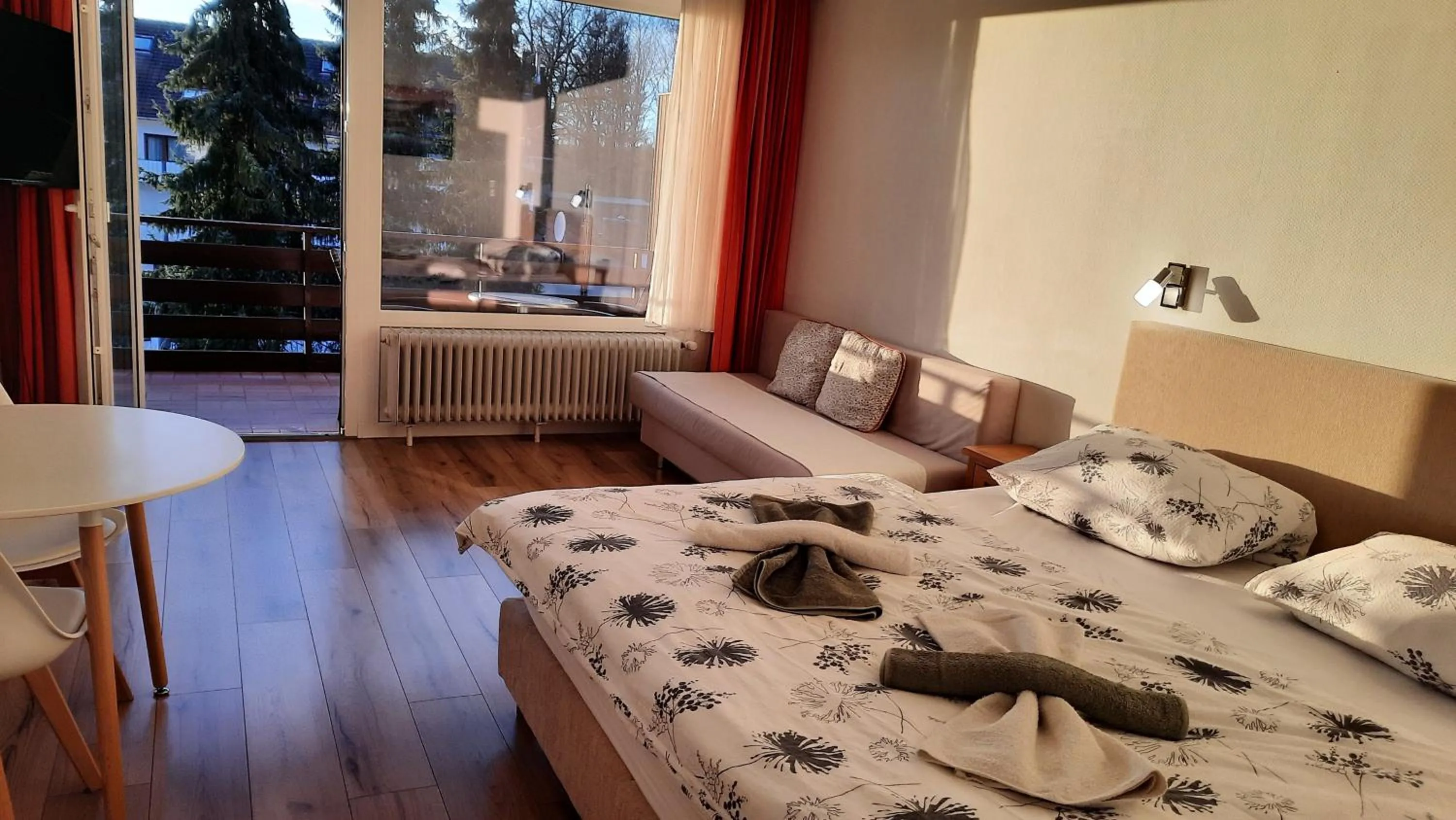 Bed in Naturkost-Hotel Harz