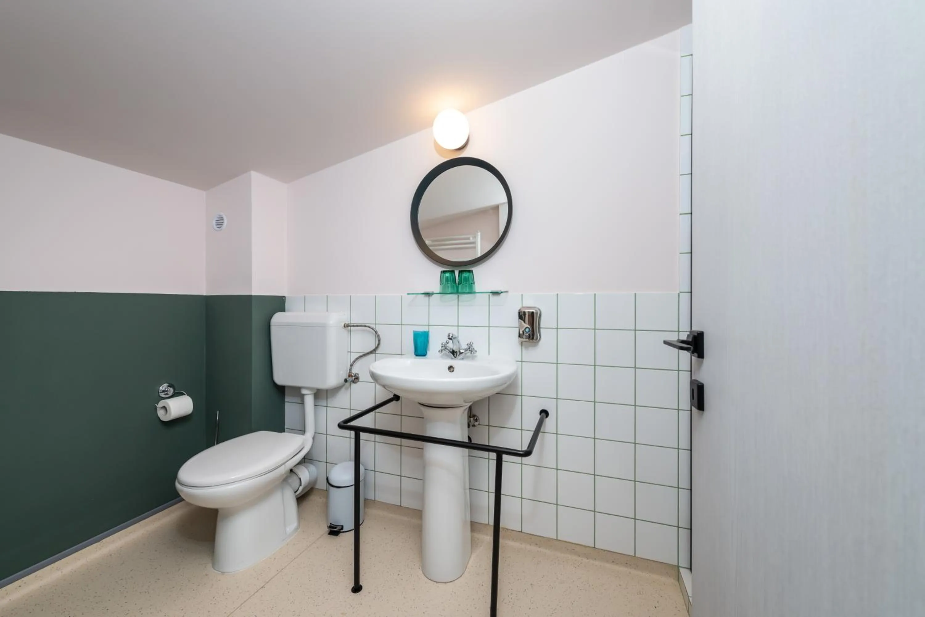 Bathroom in Stil Old Town Boutique Hotel