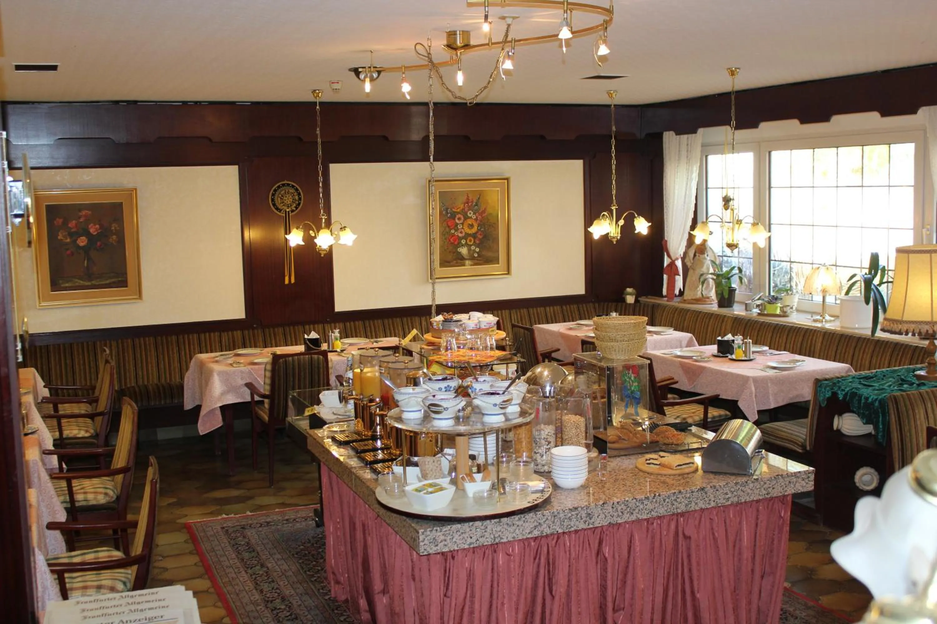 Restaurant/places to eat in Stadthotel Bartels