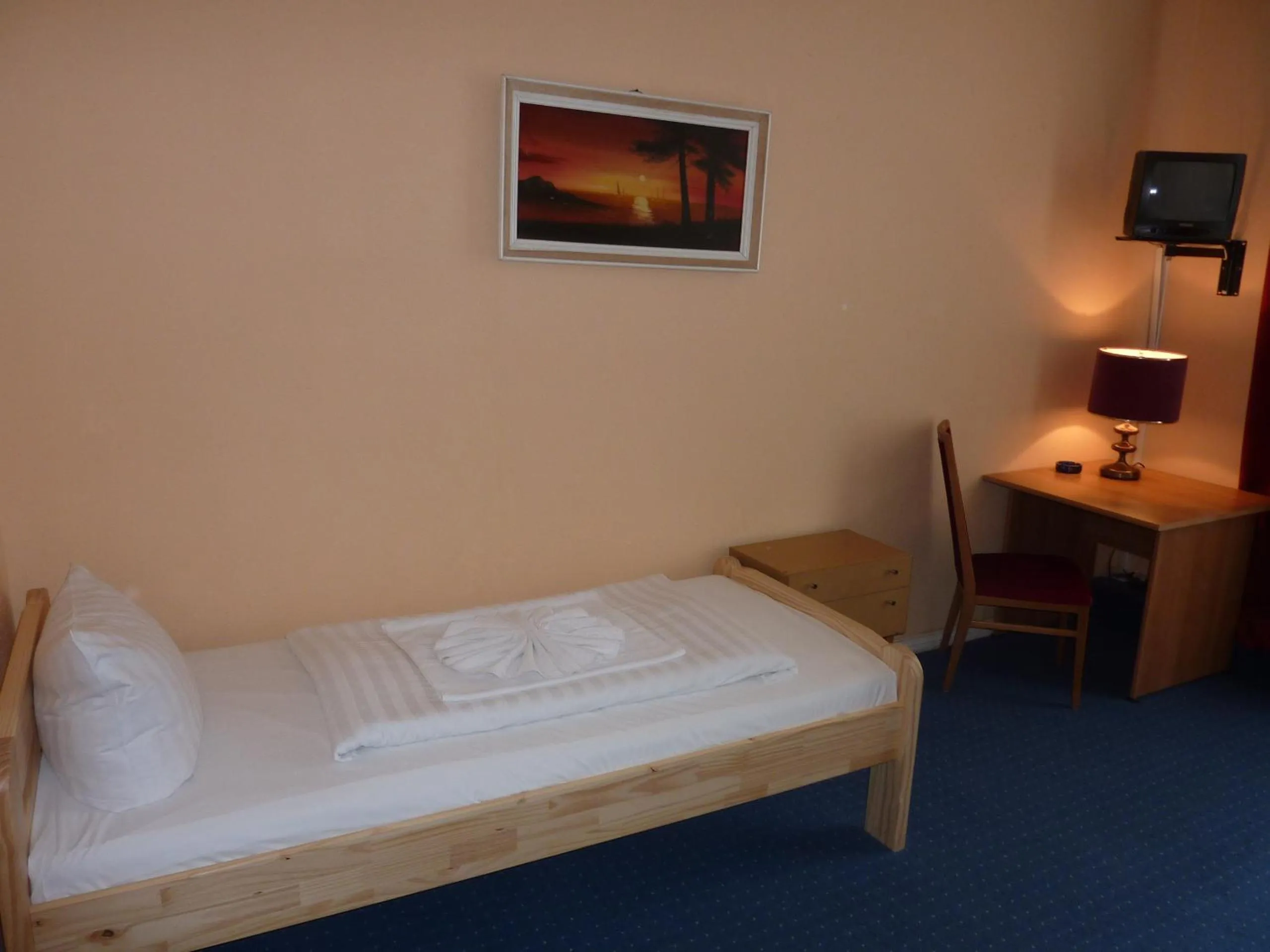 Bed in Hotel-Pension Spree