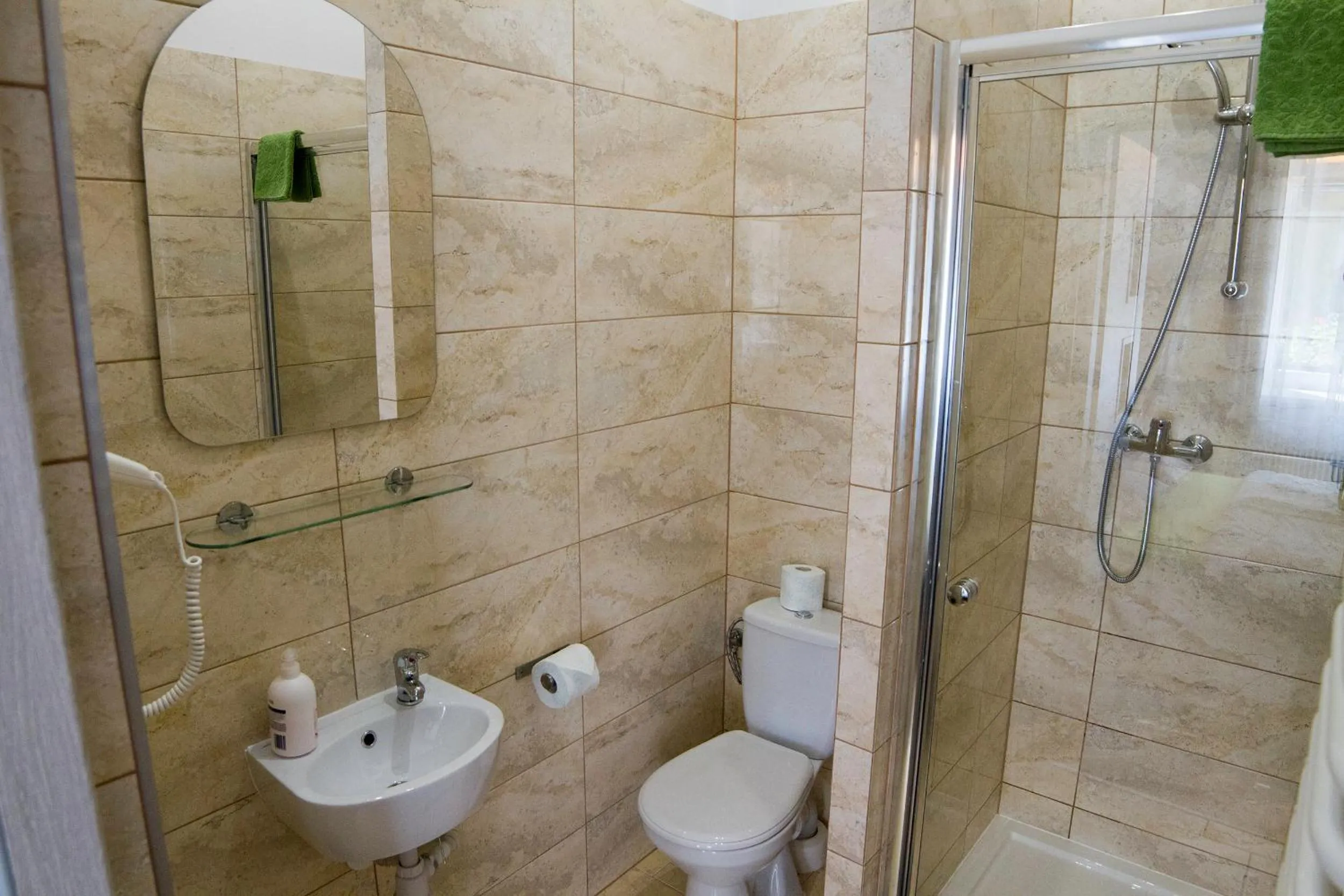 Shower in Dream Hostel & Apartments