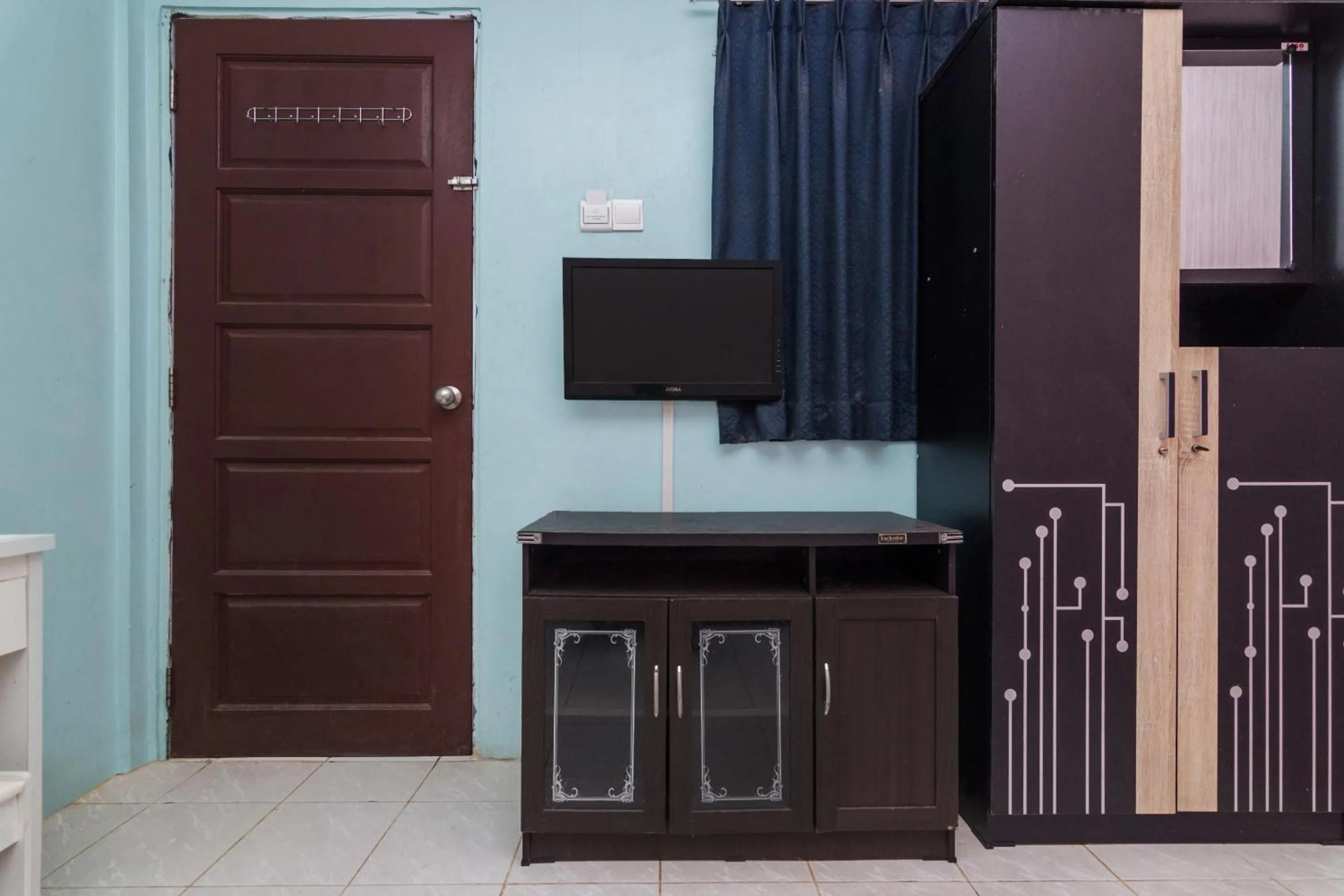 Bedroom in OYO Life 2466 Galaxy Kost