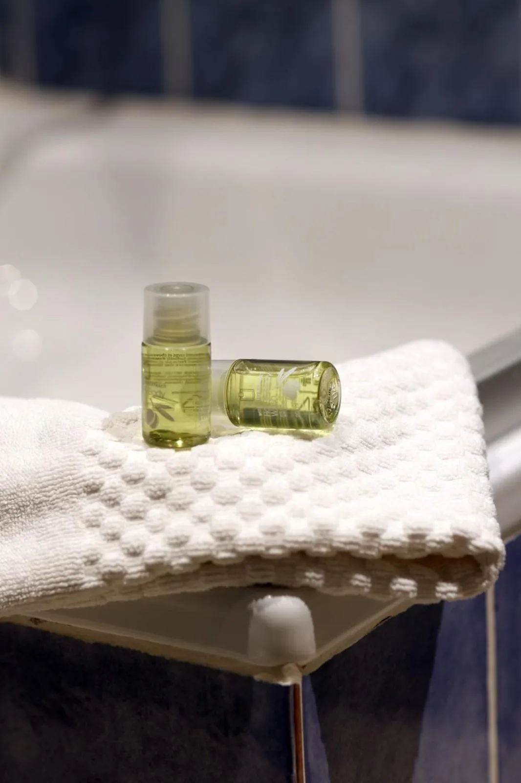 towels in Hotel Paris