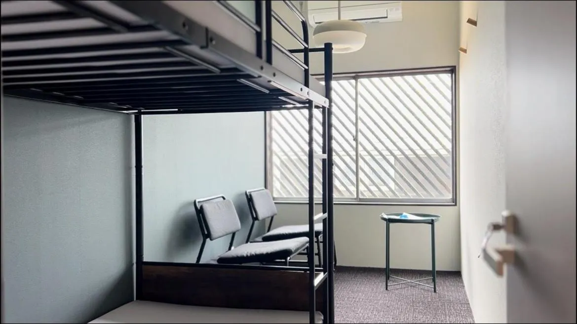 商店街で暮らすように泊まる-アラシマホステル-