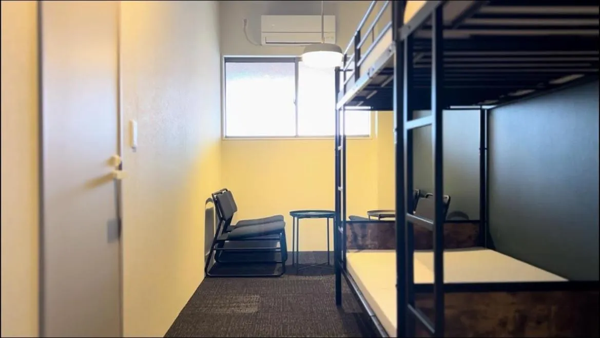 商店街で暮らすように泊まる-アラシマホステル-