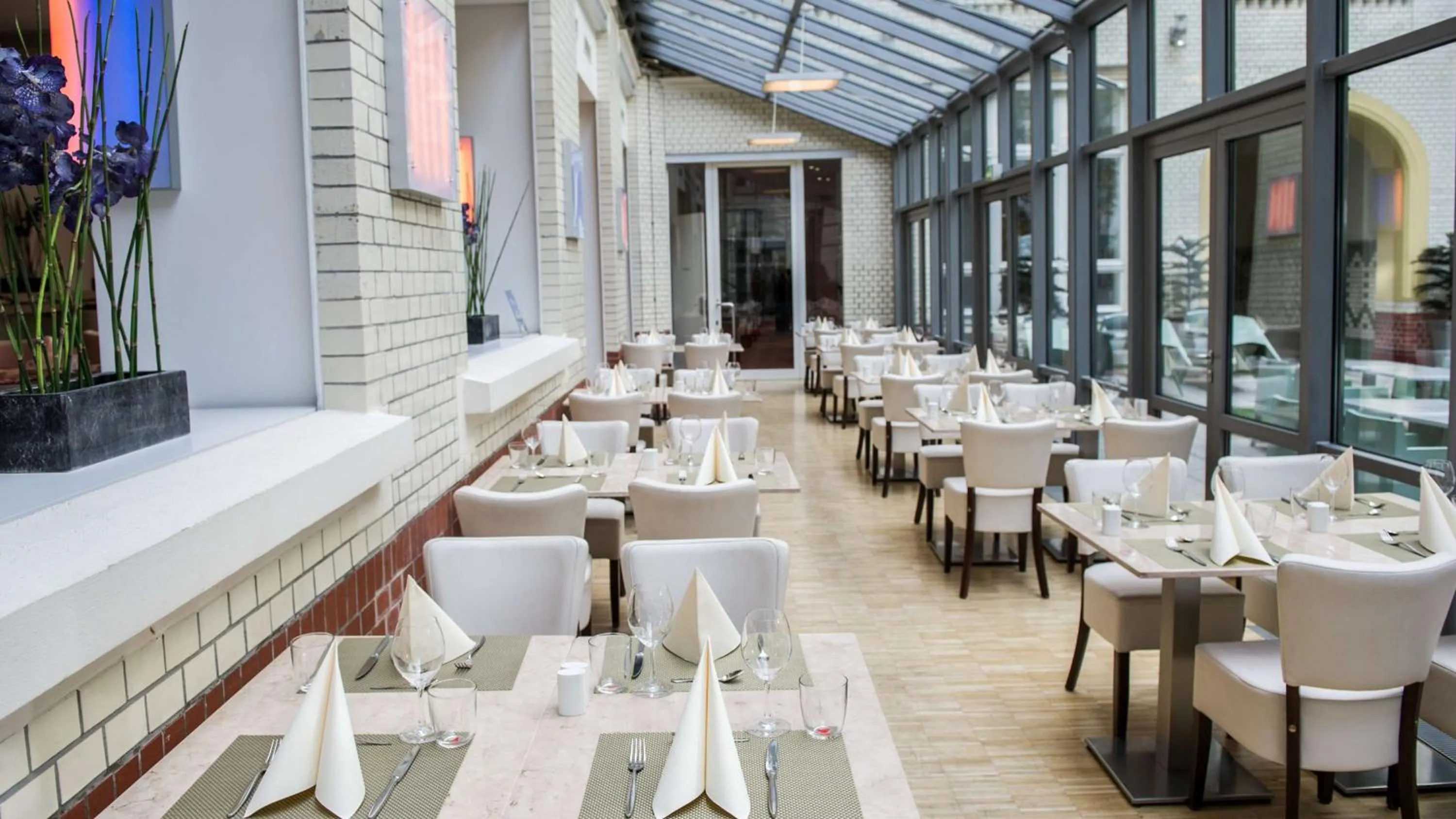 Restaurant/places to eat in Park Plaza Wallstreet Berlin Mitte