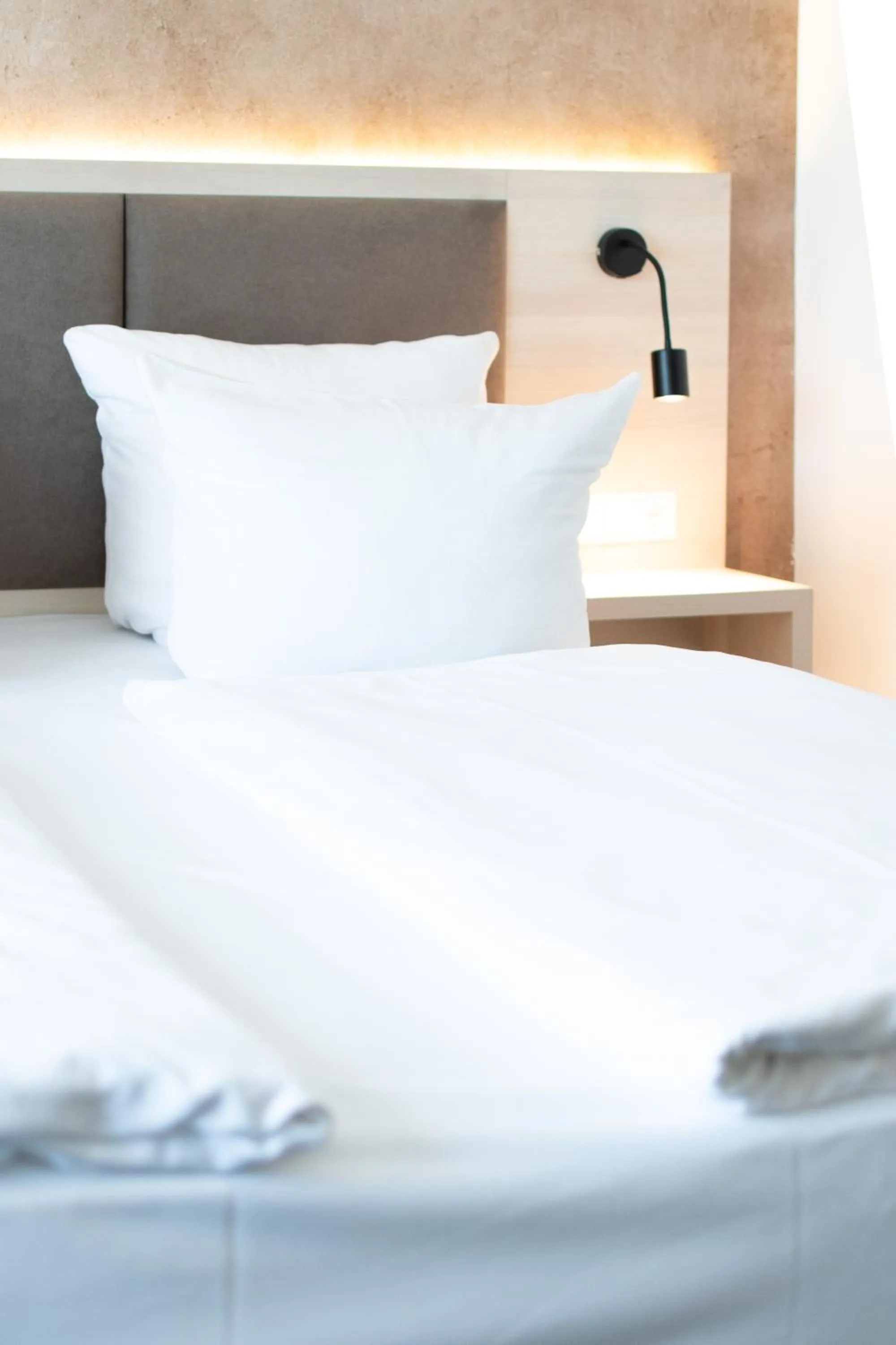 Bed in Taste Smart Hotel Lampertheim