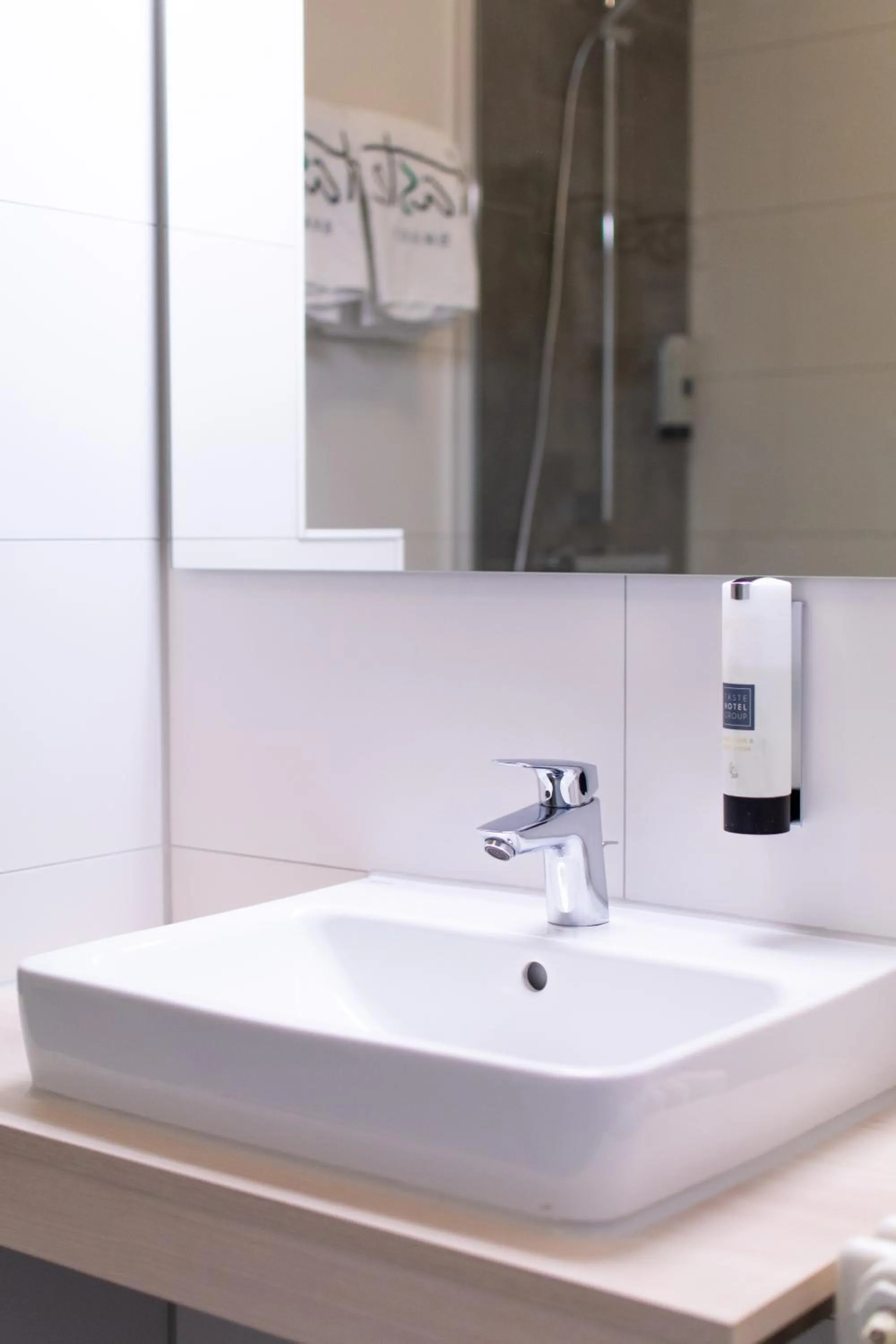 Bathroom in Taste Smart Hotel Lampertheim