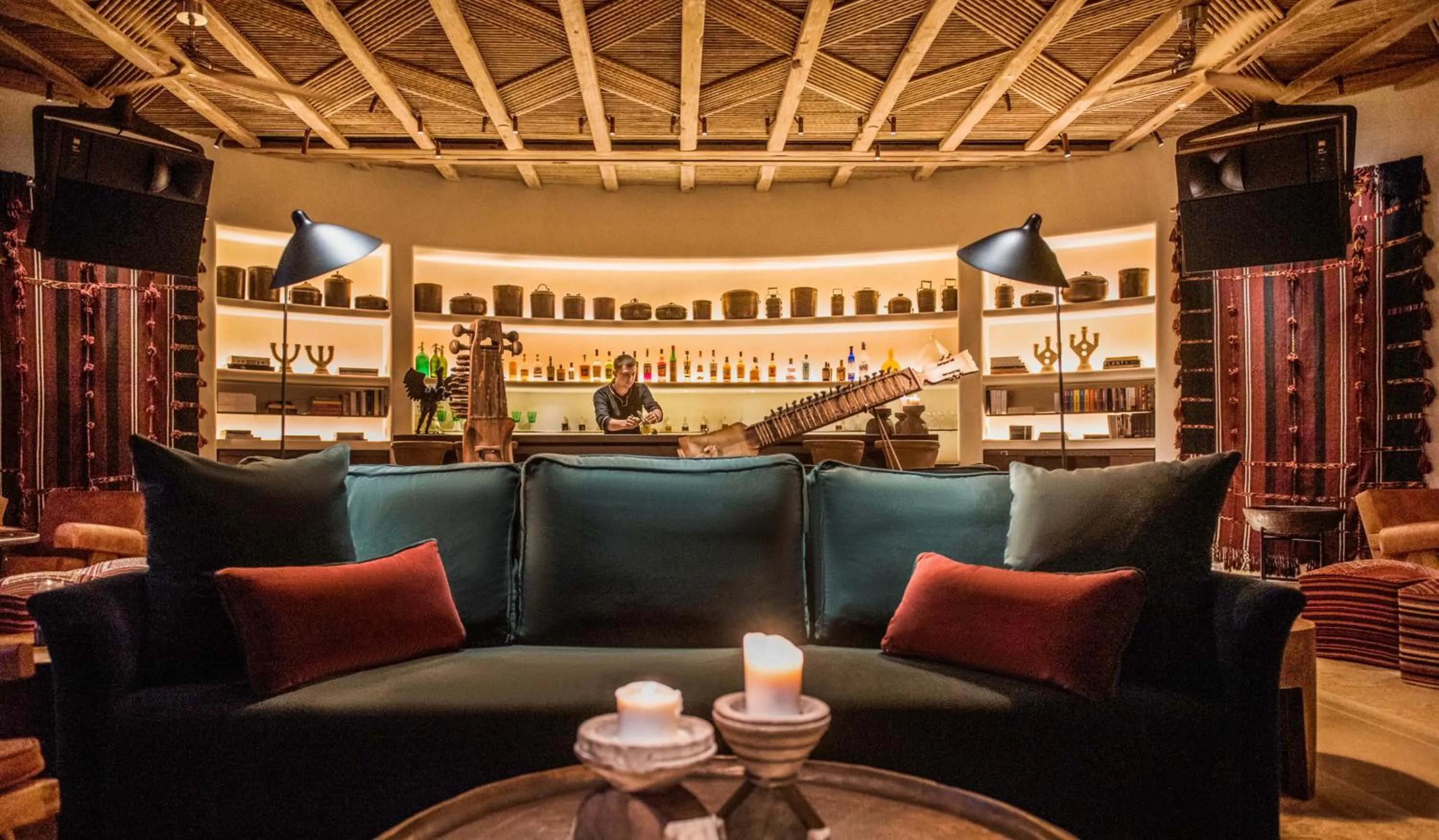 Lounge or bar in Six Senses Shaharut