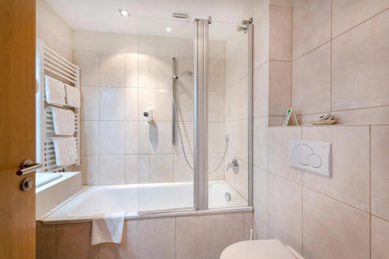 Shower in Diehls Hotel