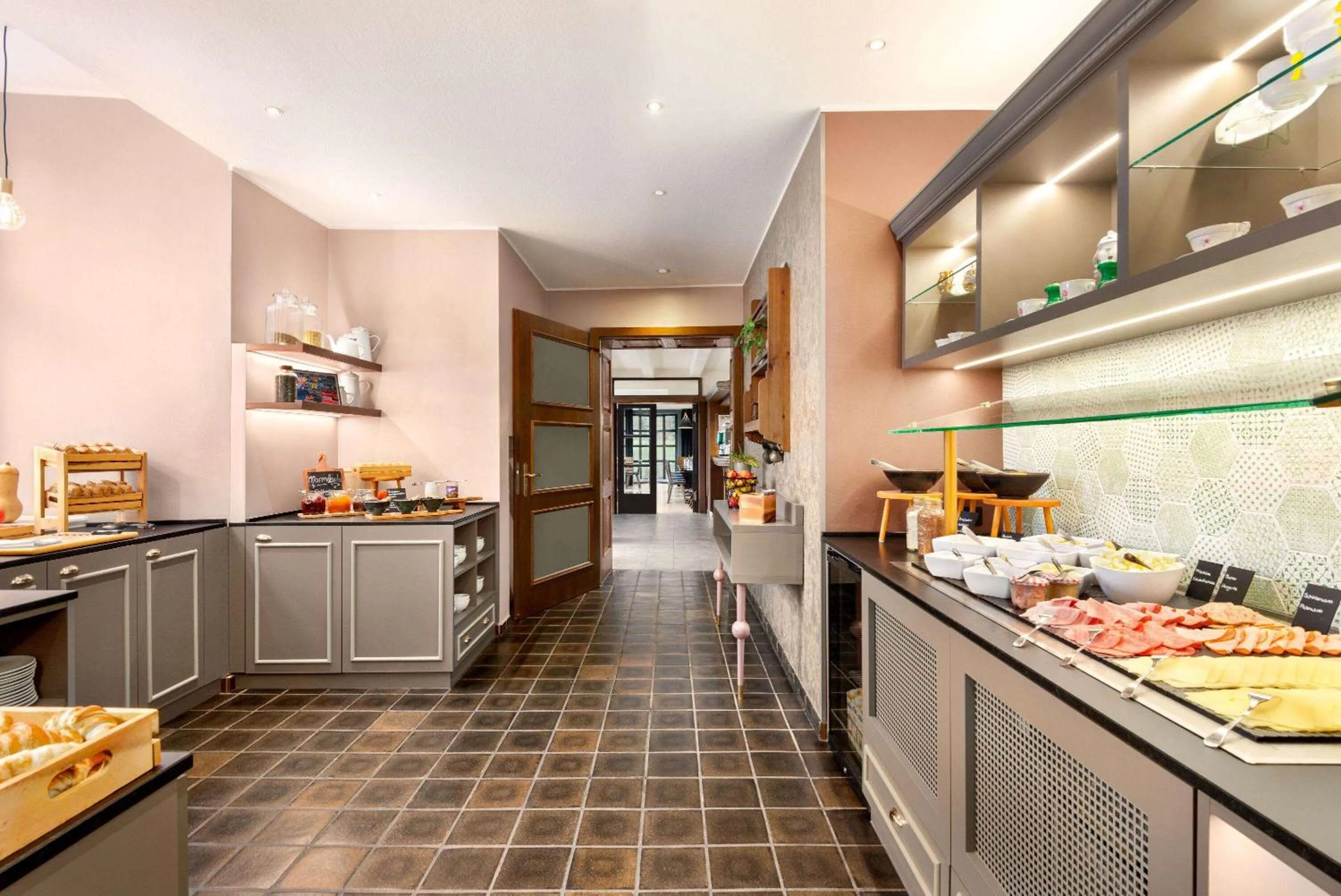 Buffet breakfast in Vienna House Easy by Wyndham Castrop-Rauxel