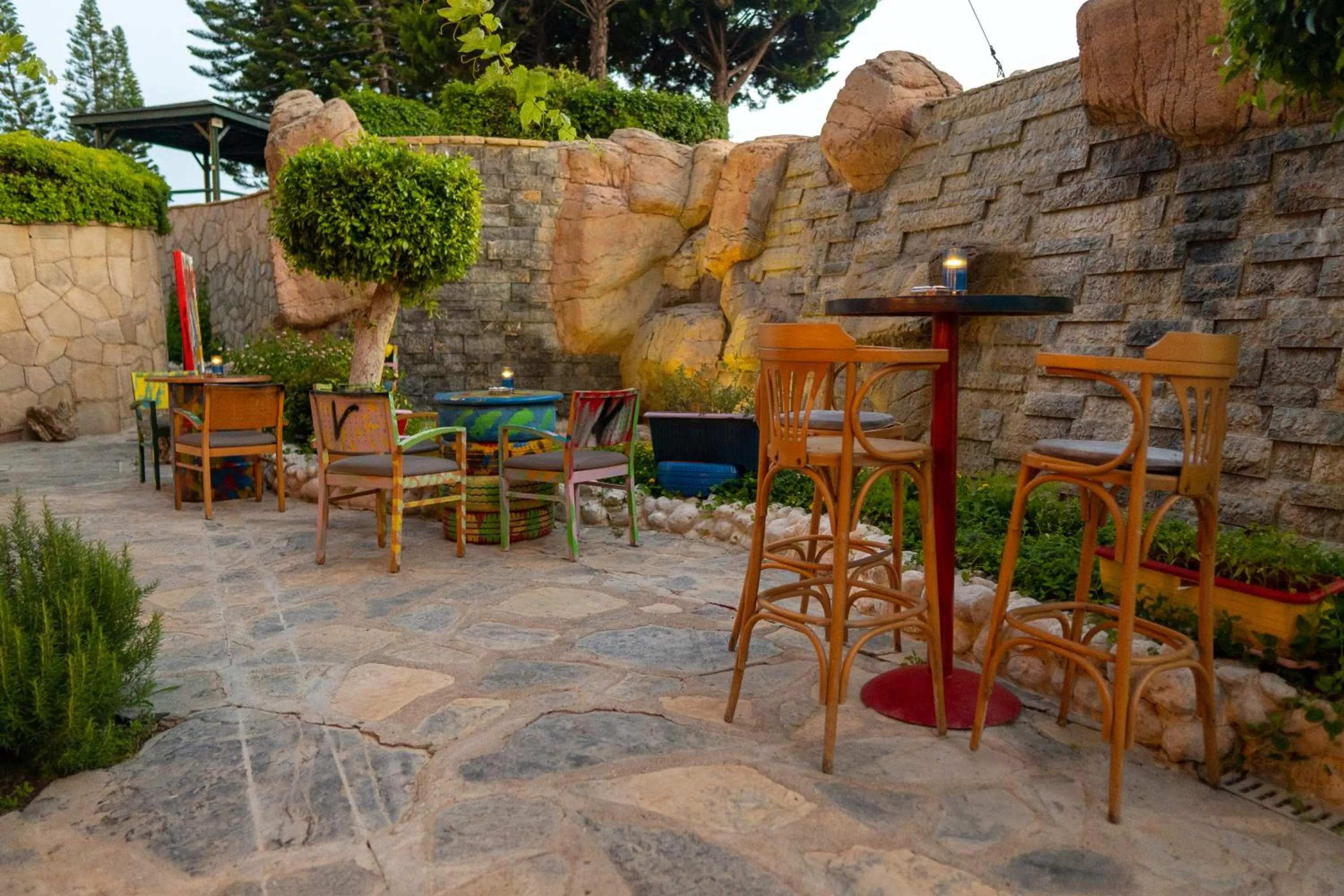 Restaurant/places to eat in AQI Pegasos Resort