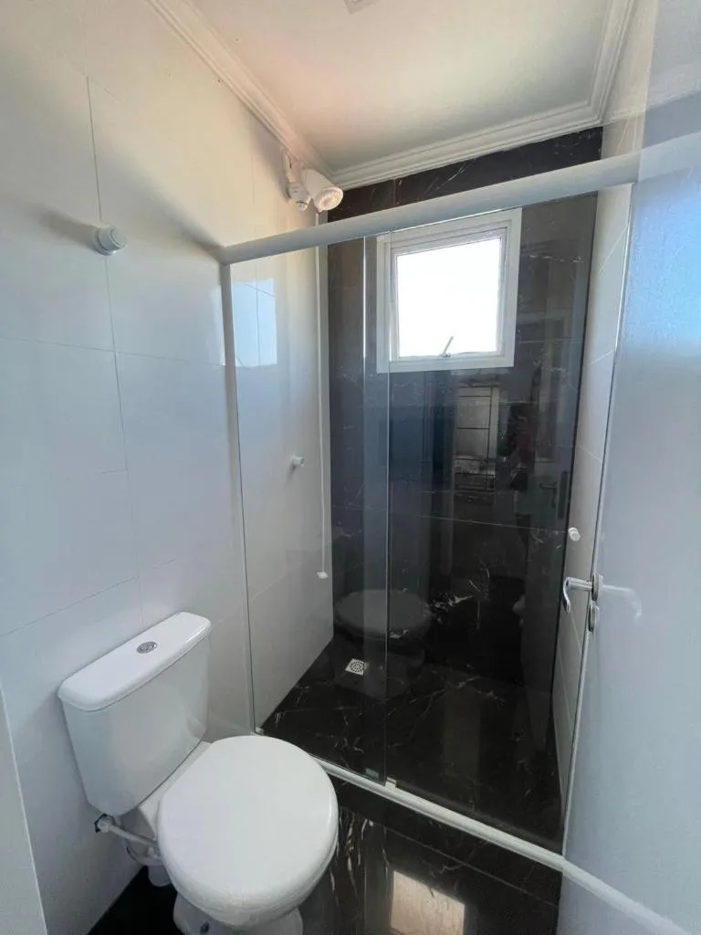 Bathroom in 330 METROS DO MAR, PRAIA DOS INGLESES, Piske Imóveis