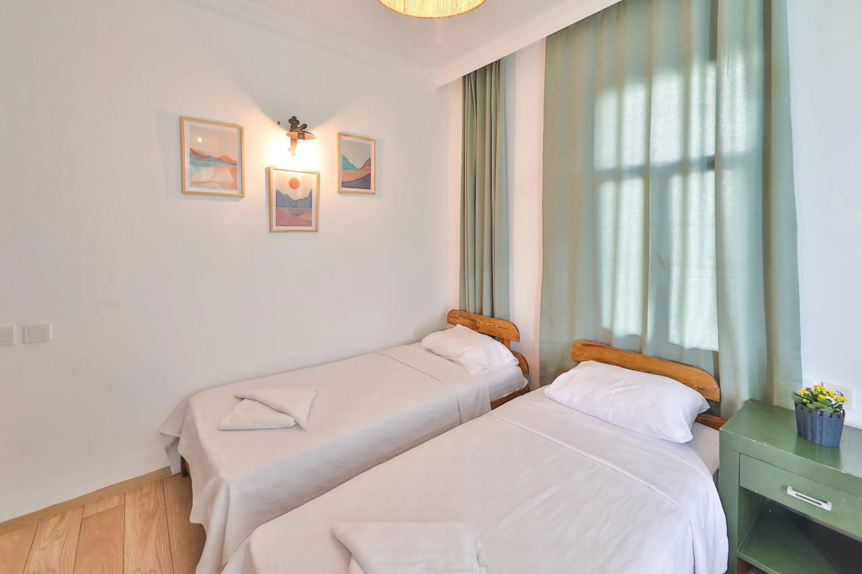 Bed in Bahar Pansiyon