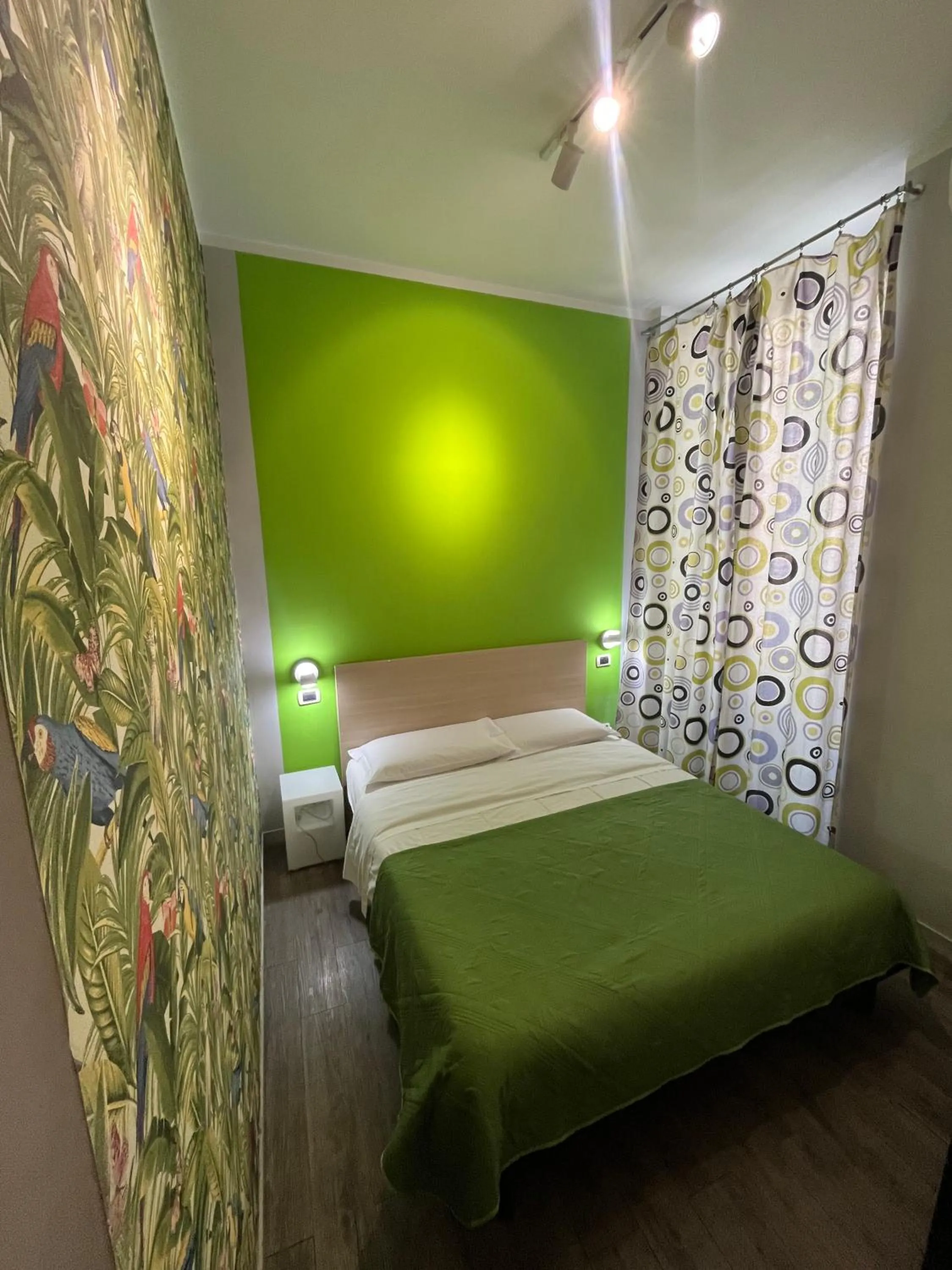 Bedroom, Bed in H Rooms boutique Hotel