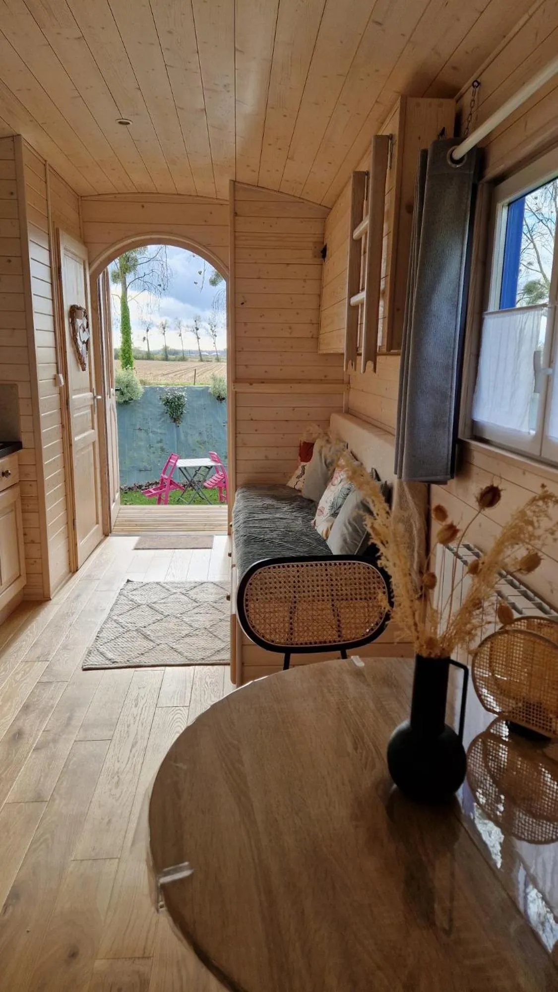 Living room in La Bastide du Moulin - Mont St Michel