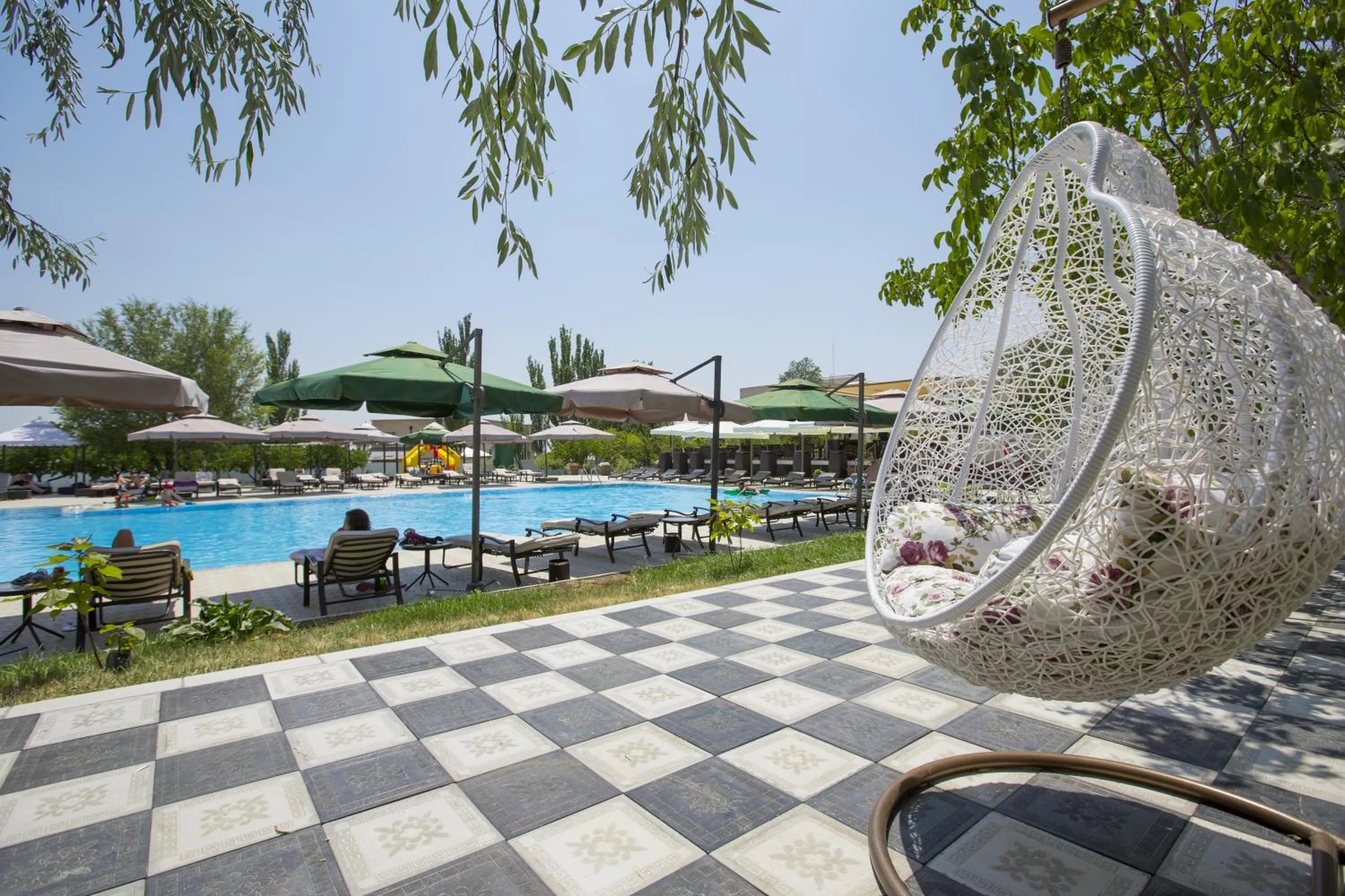 Swimming pool in Cross Health Spa Center