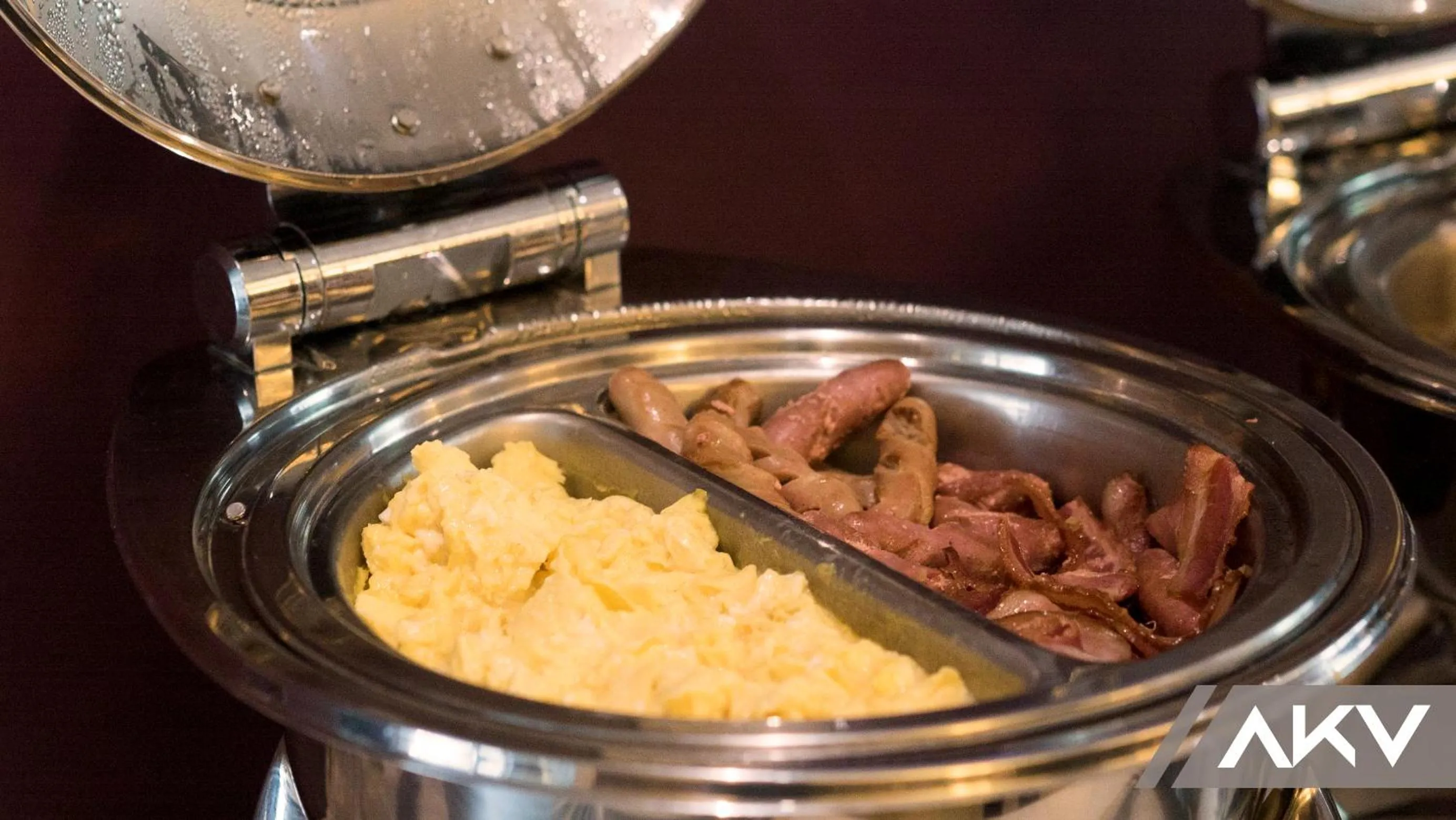 Buffet breakfast in Aku Hotels