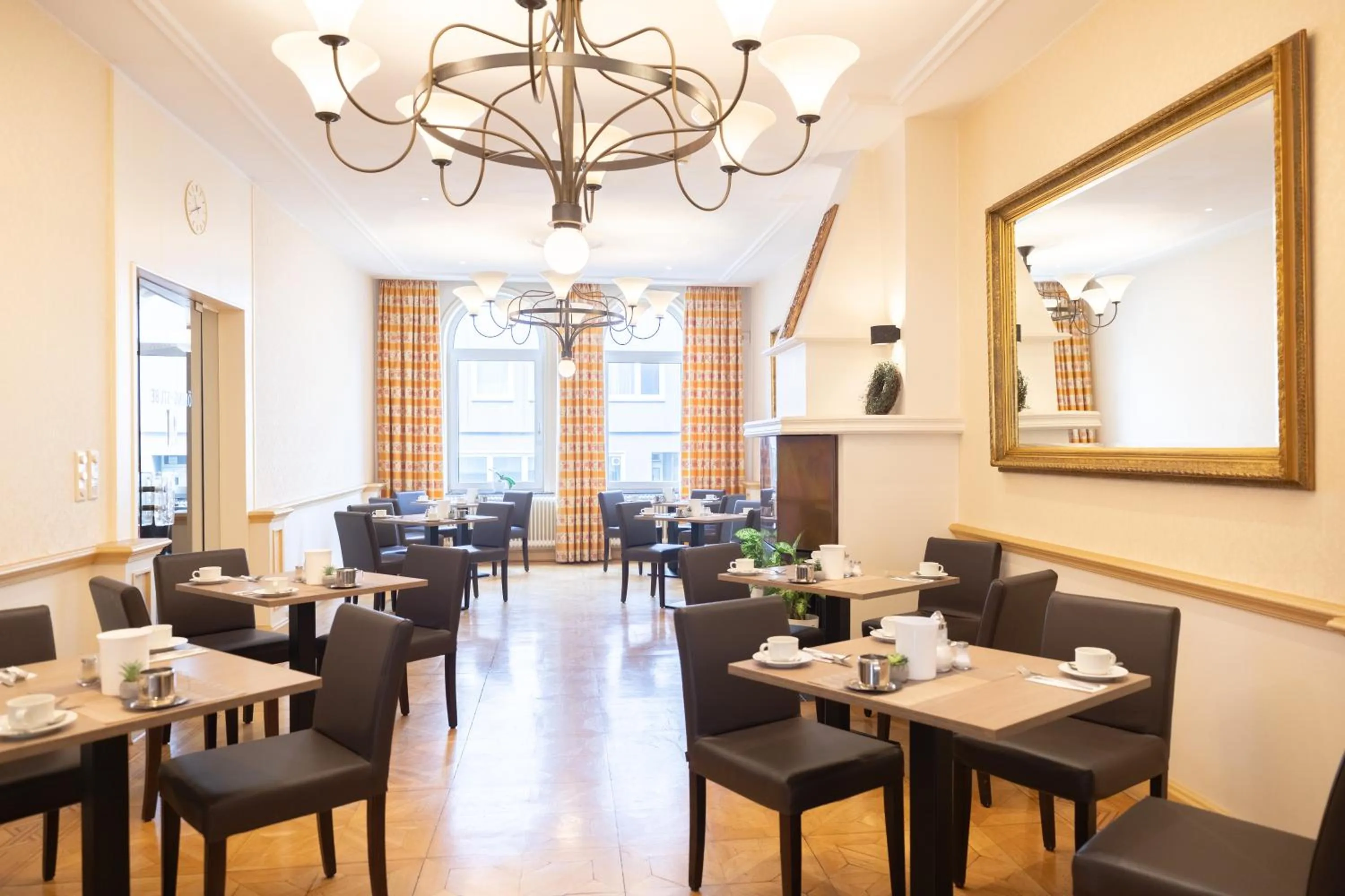 Restaurant/places to eat in Hotel Bremer Haus