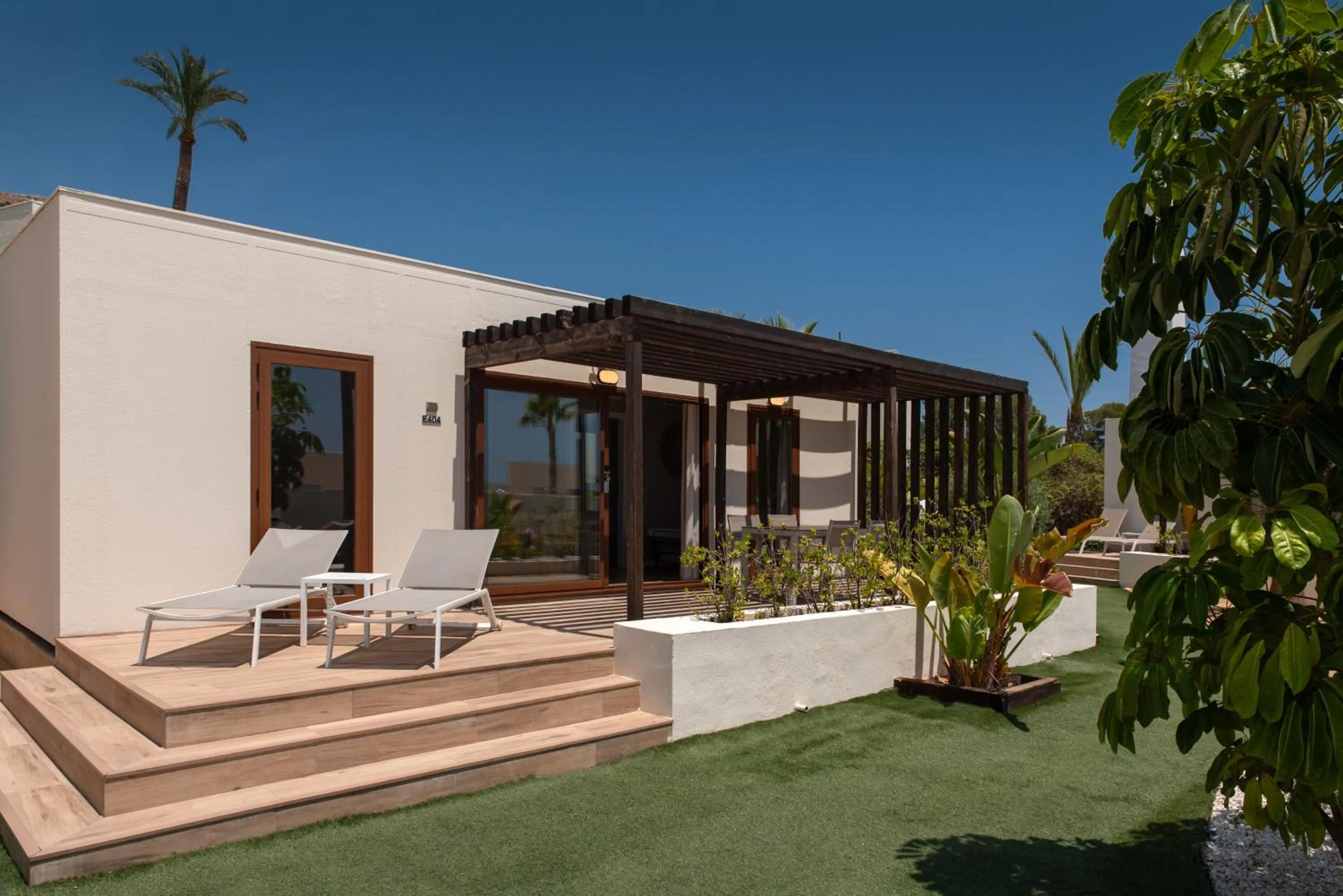 Property building in Four Points by Sheraton Costa Blanca Villas