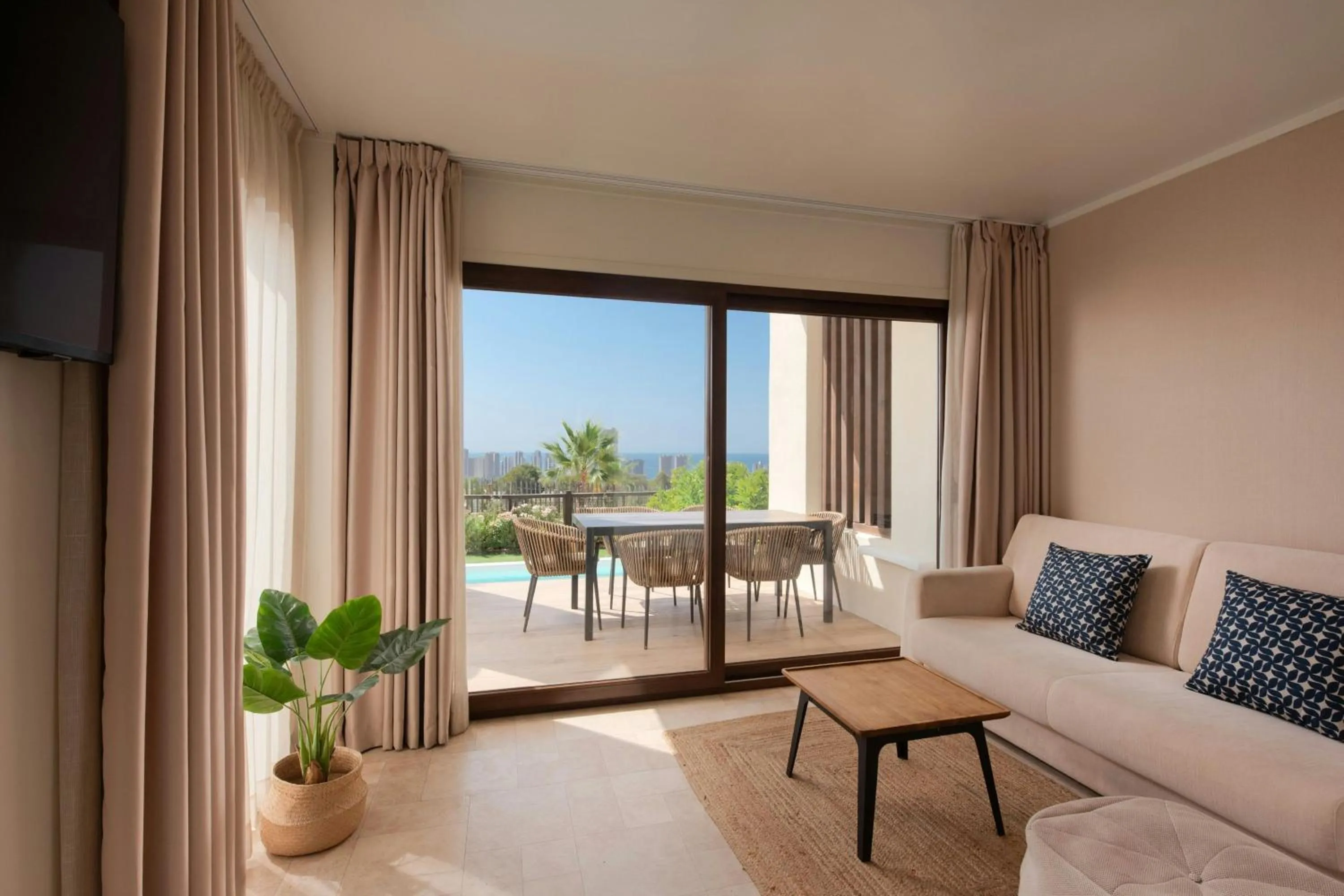 Living room in Four Points by Sheraton Costa Blanca Villas