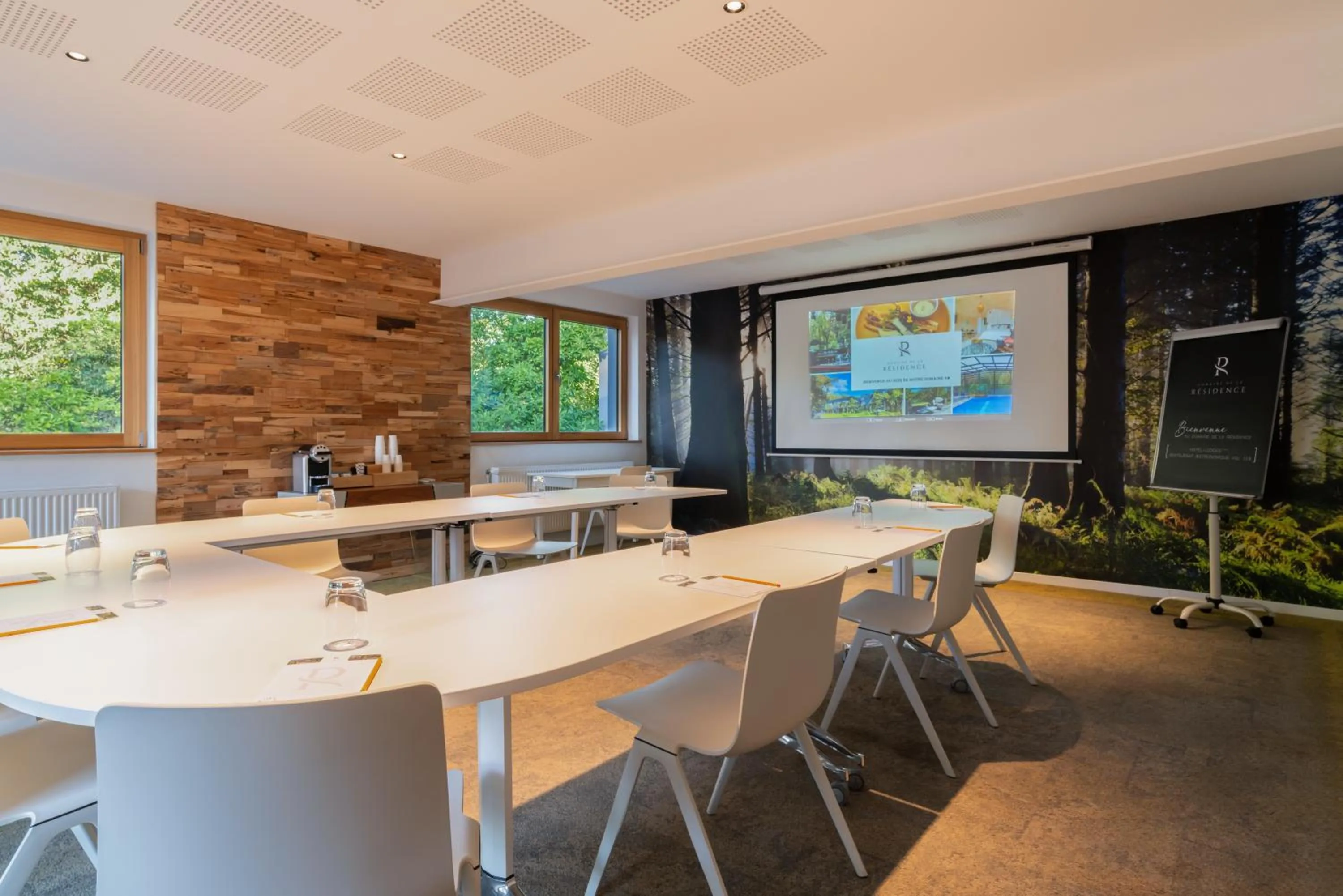 Meeting/conference room in Domaine de la Résidence - Hôtel, Spa & Restaurant
