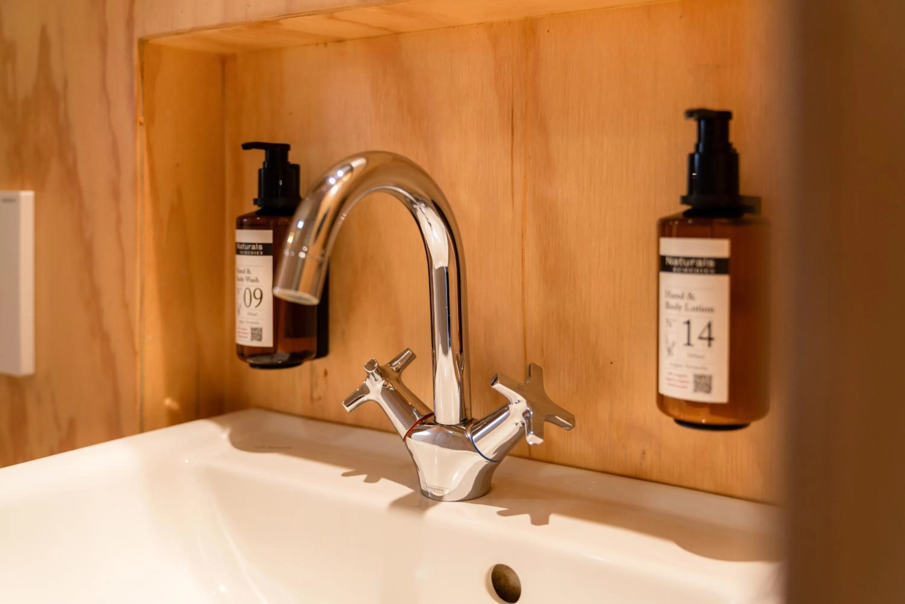 Bathroom in Domaine de la Résidence - Hôtel, Spa & Restaurant