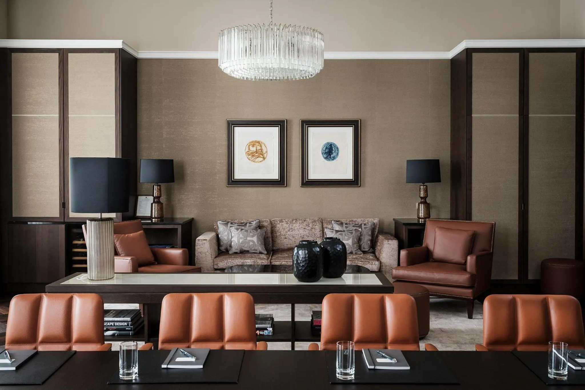 Communal lounge/ TV room in Althoff Grandhotel Schloss Bensberg