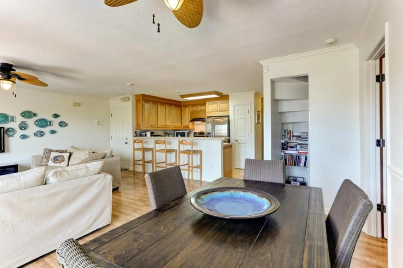 1423 N Fletcher