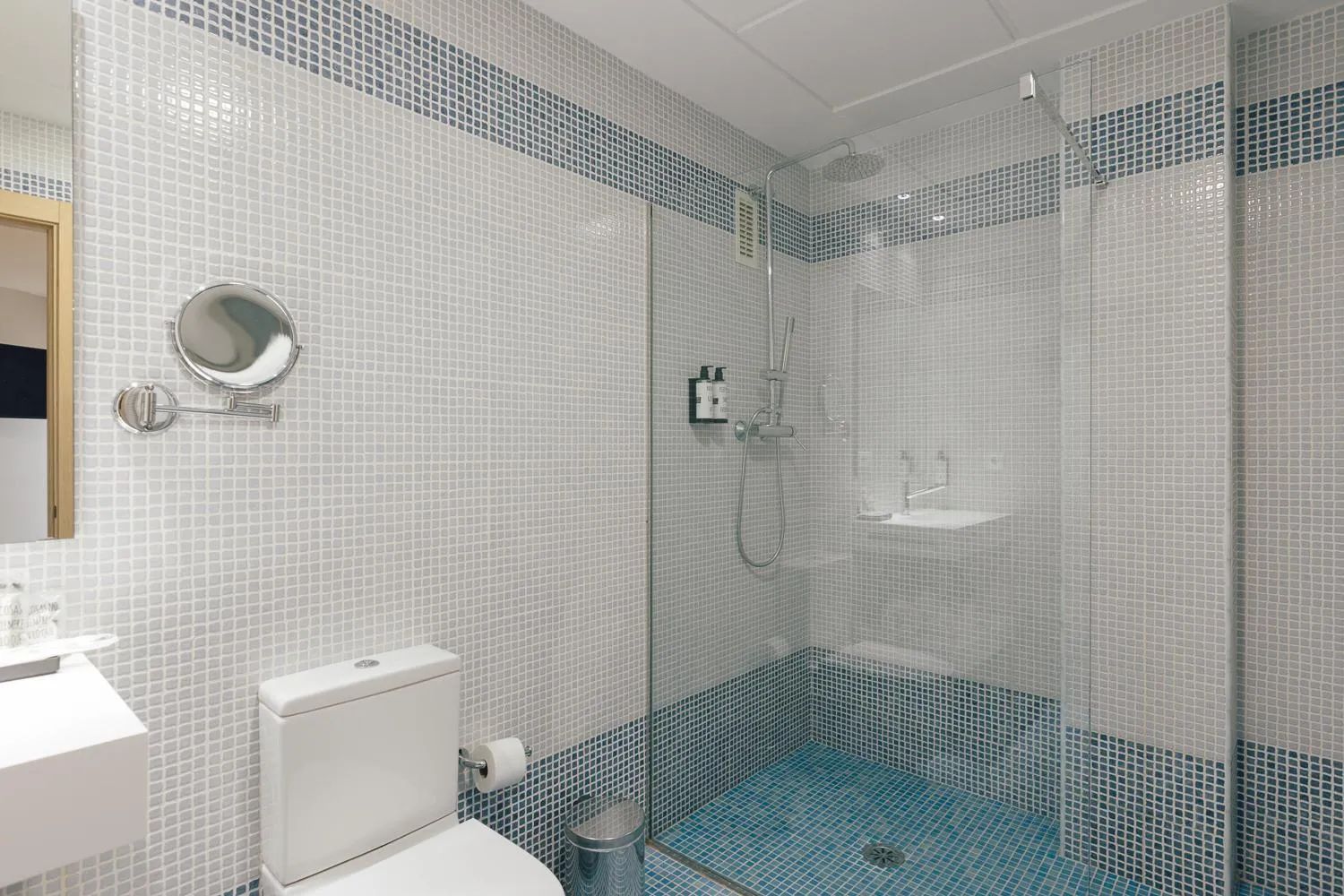 Palau Suites & Apartments