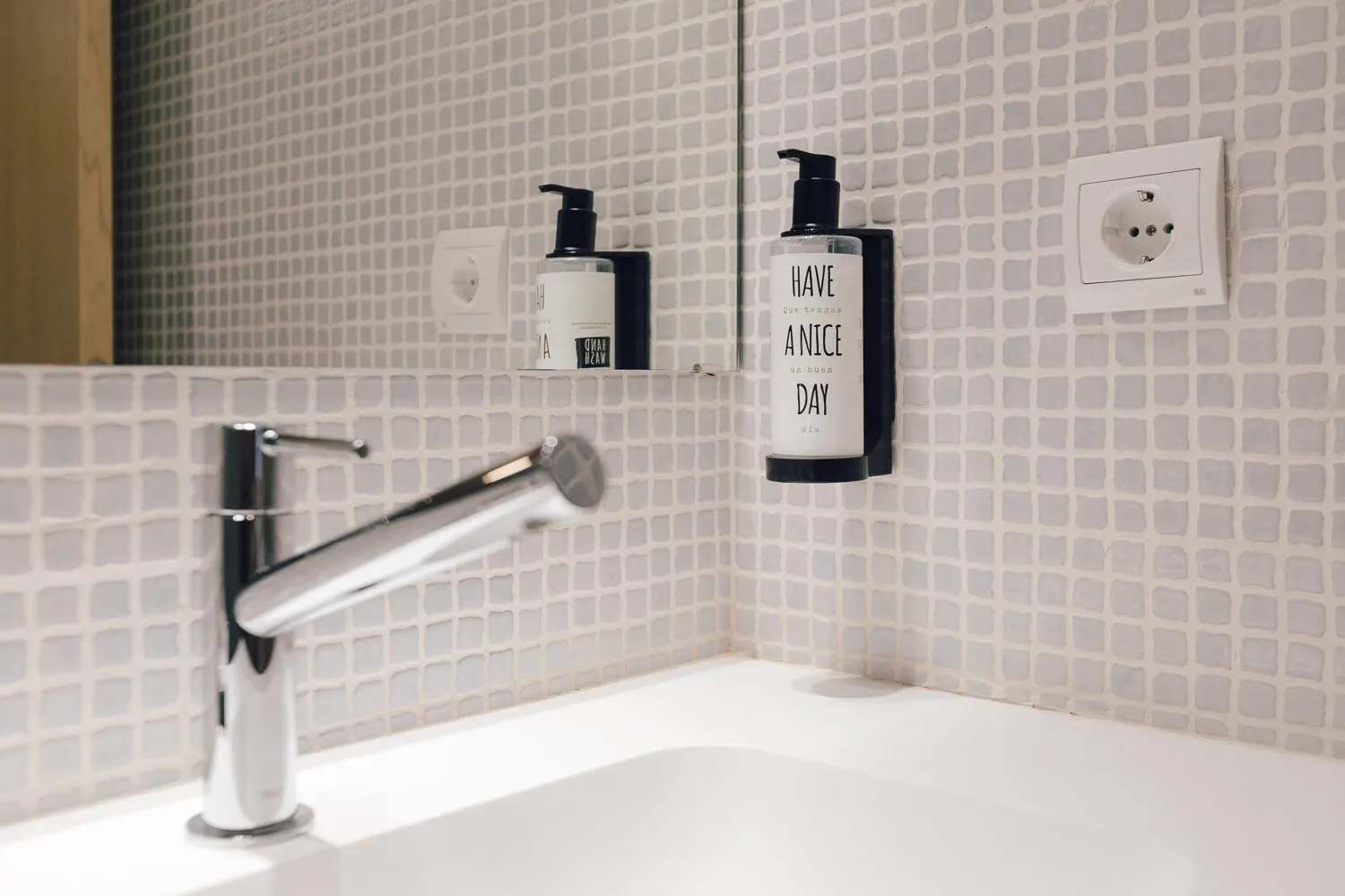 Palau Suites & Apartments