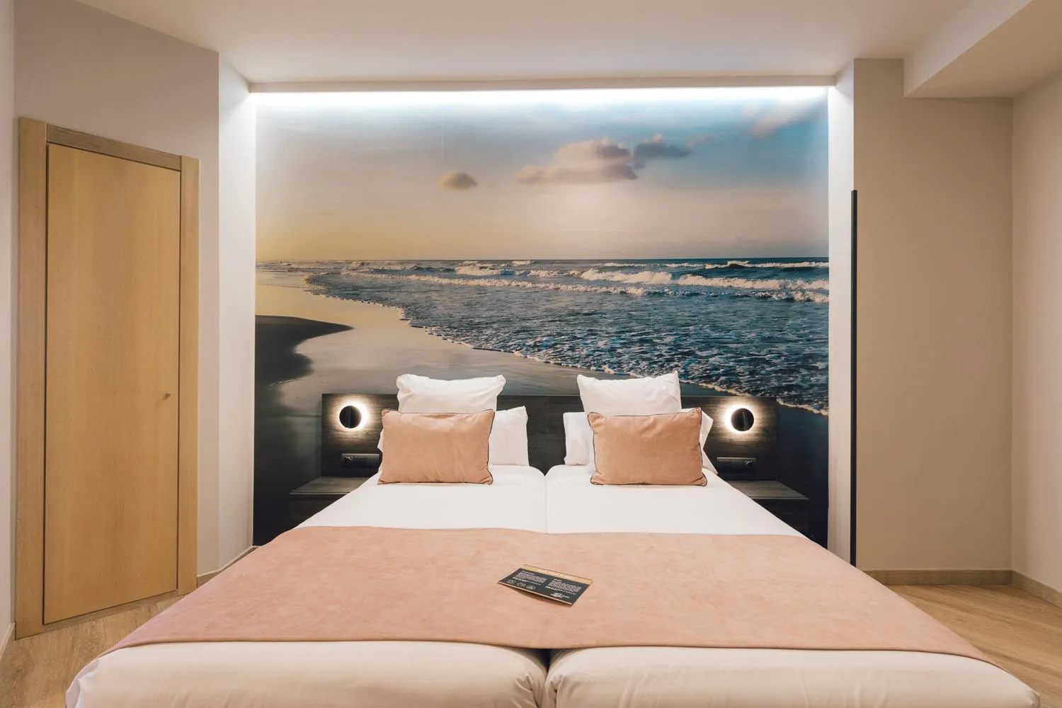 Bed in Palau Suites & Apartments