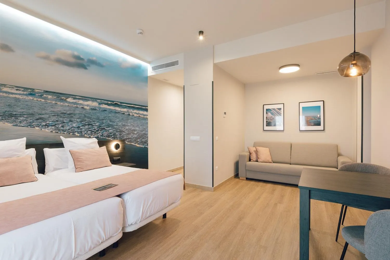 Bed in Palau Suites & Apartments