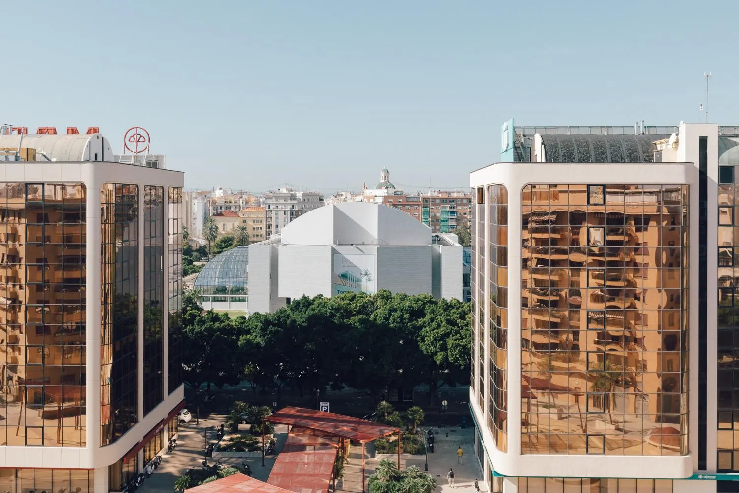 Palau Suites & Apartments